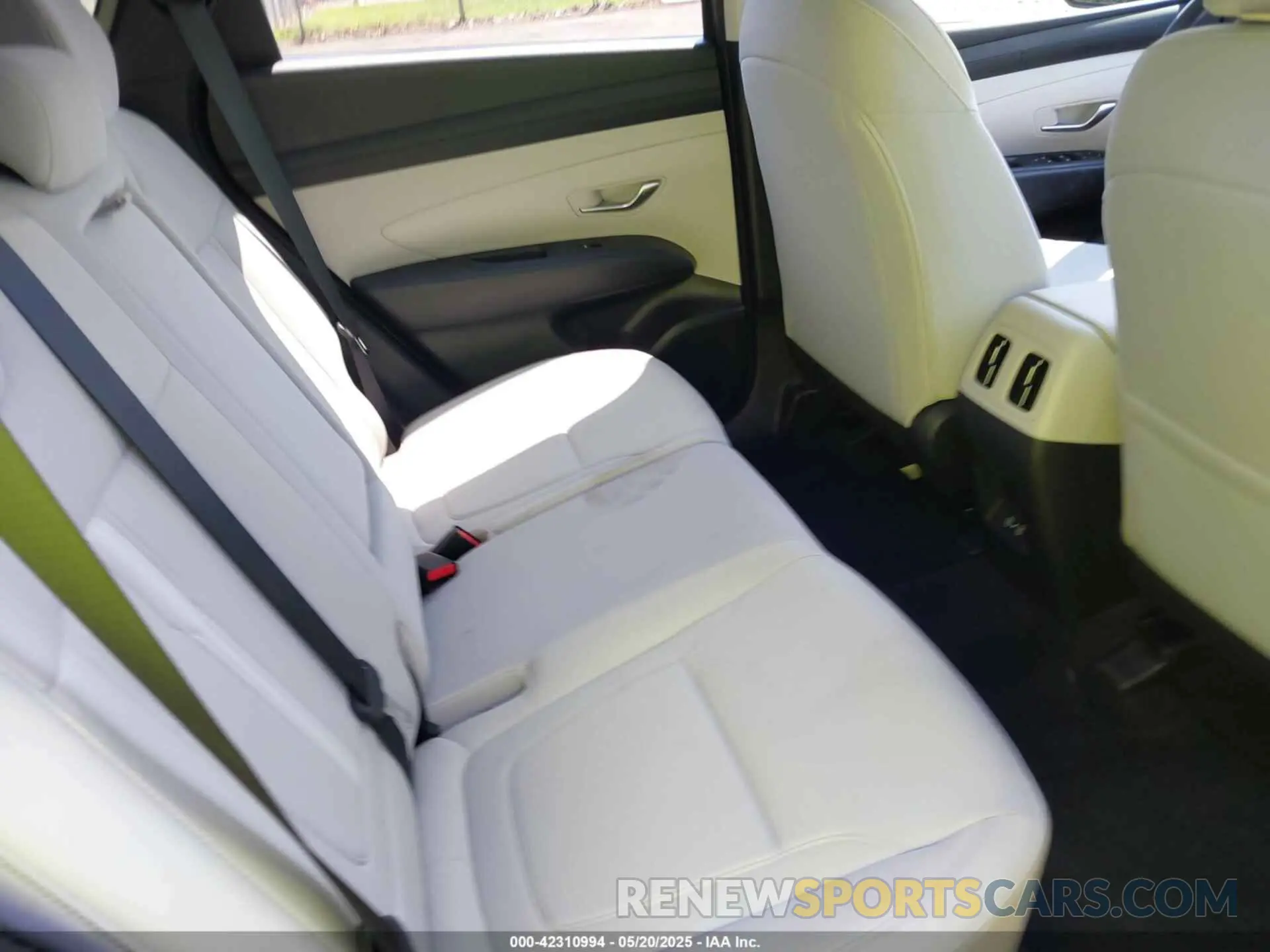 8 fotografías del automóvil dañado 5NMJB3DE3SH473786 HYUNDAI TUCSON 2025