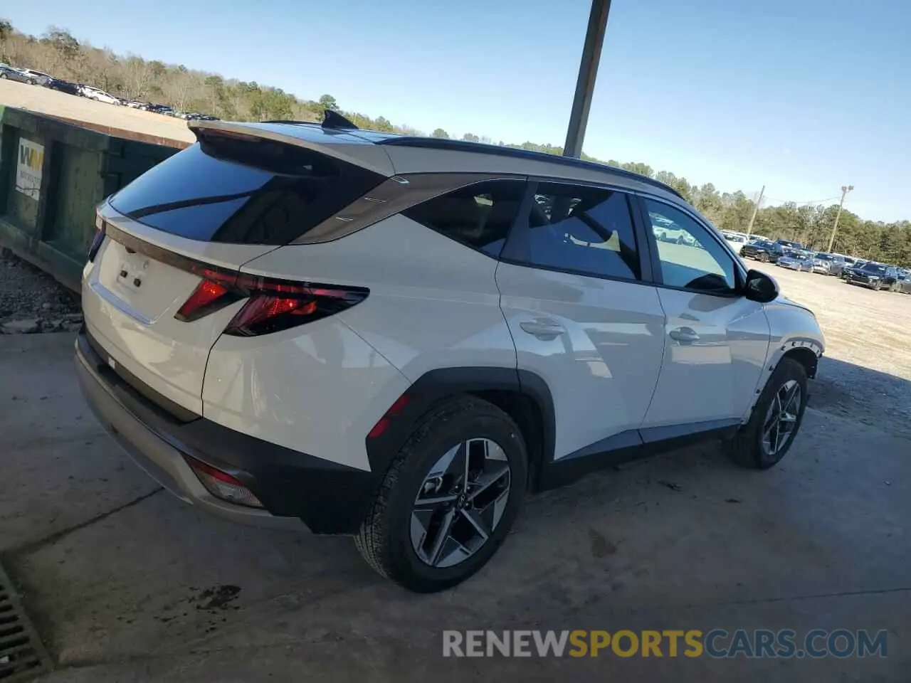 3 fotografías del automóvil dañado 5NMJB3DE5SH476558 HYUNDAI TUCSON 2025