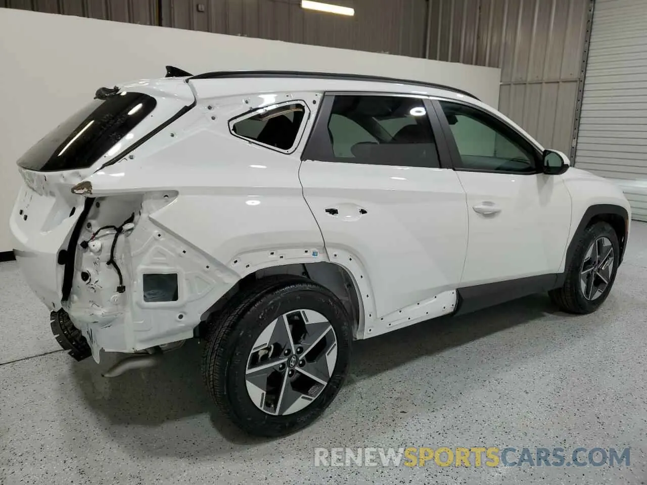 3 fotografías del automóvil dañado 5NMJB3DE5SH493392 HYUNDAI TUCSON 2025