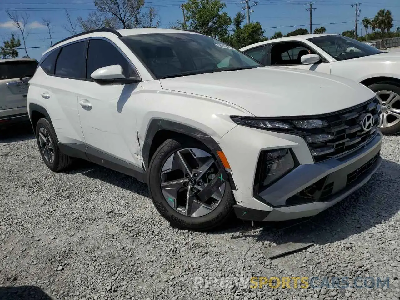 4 fotografías del automóvil dañado 5NMJB3DE7SH458899 HYUNDAI TUCSON 2025