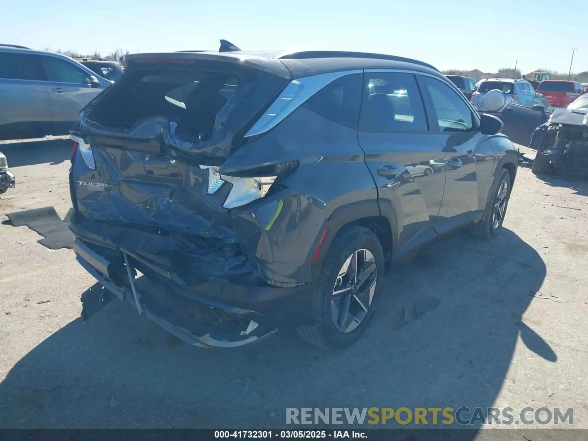 4 fotografías del automóvil dañado 5NMJB3DE7SH501802 HYUNDAI TUCSON 2025