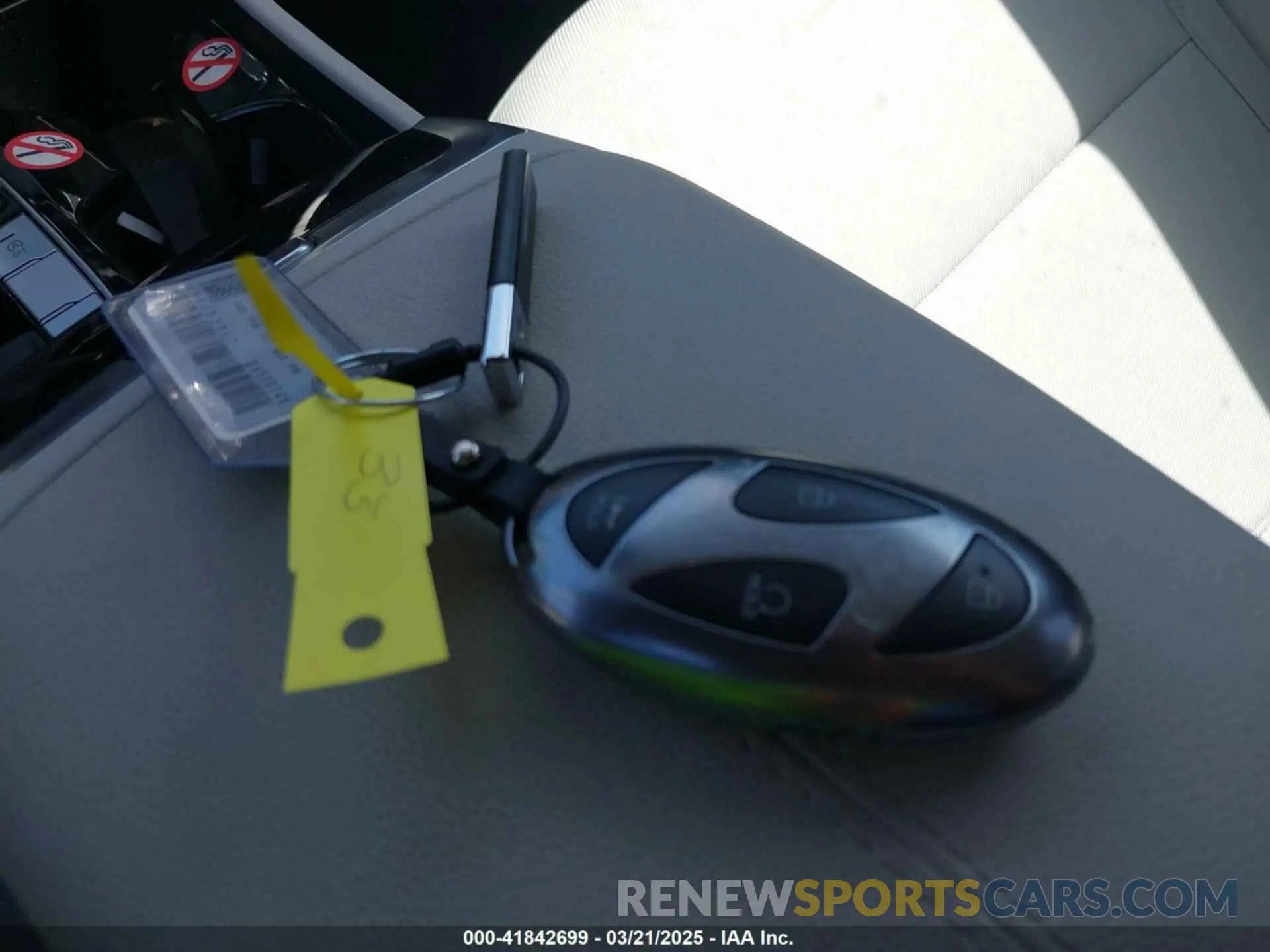 11 fotografías del automóvil dañado 5NMJB3DE7SH508748 HYUNDAI TUCSON 2025