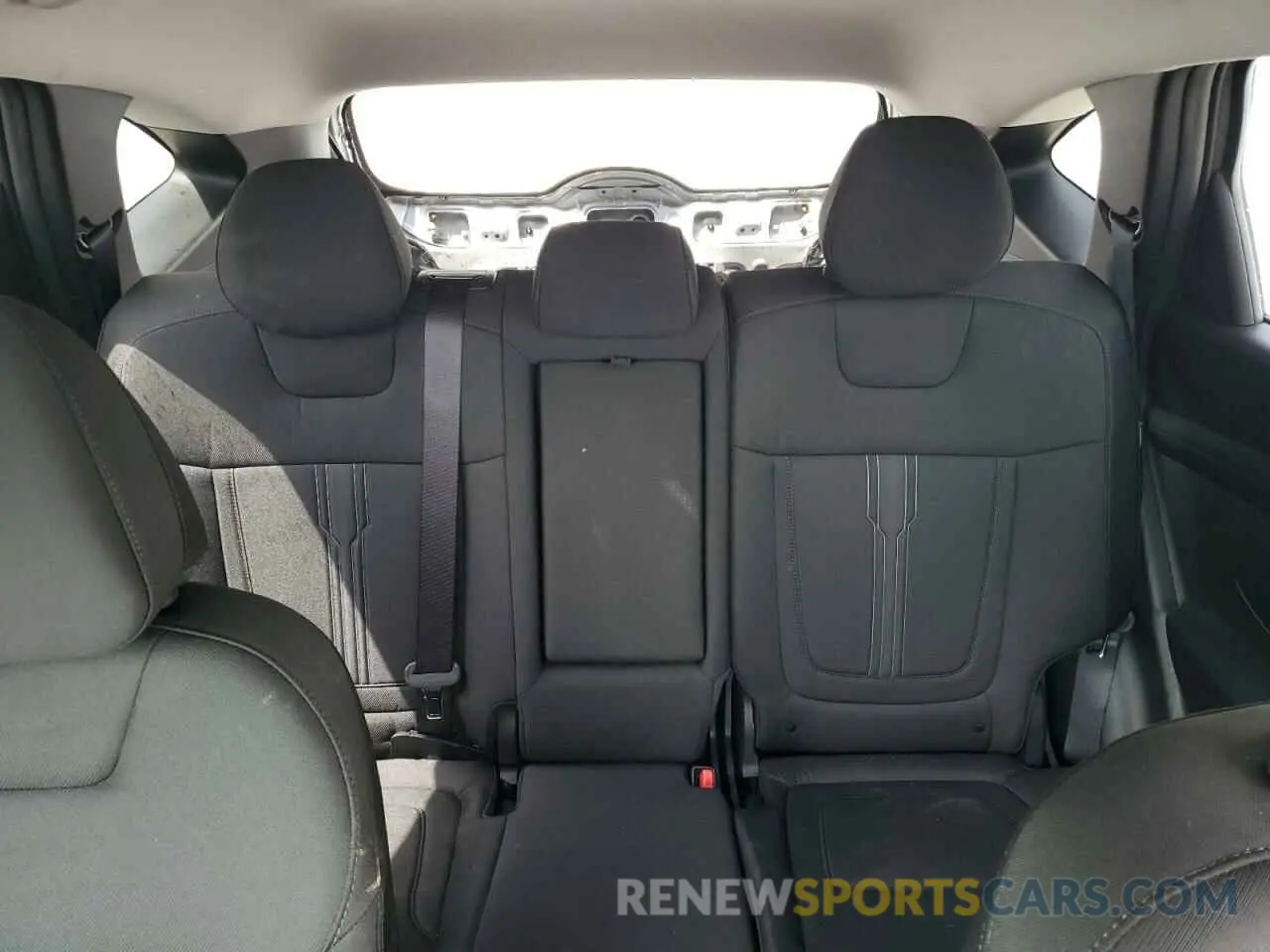 10 fotografías del automóvil dañado 5NMJB3DE8SH493774 HYUNDAI TUCSON 2025
