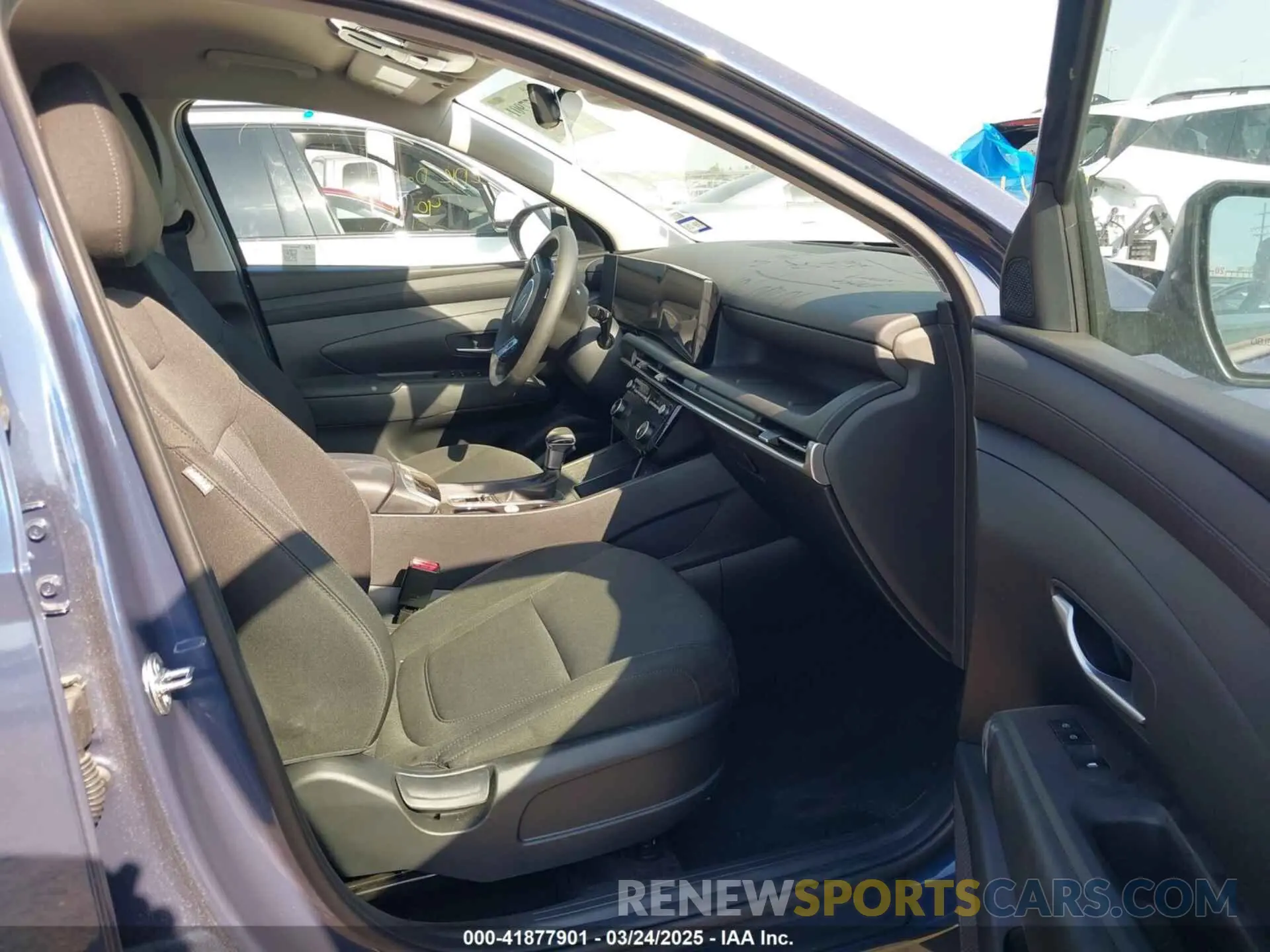 5 fotografías del automóvil dañado 5NMJB3DE9SH479009 HYUNDAI TUCSON 2025