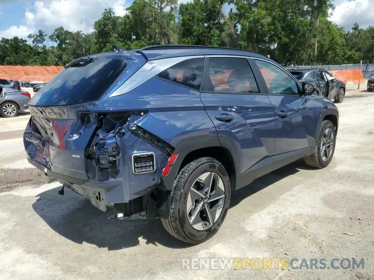 3 fotografías del automóvil dañado 5NMJBCDE2SH493088 HYUNDAI TUCSON 2025