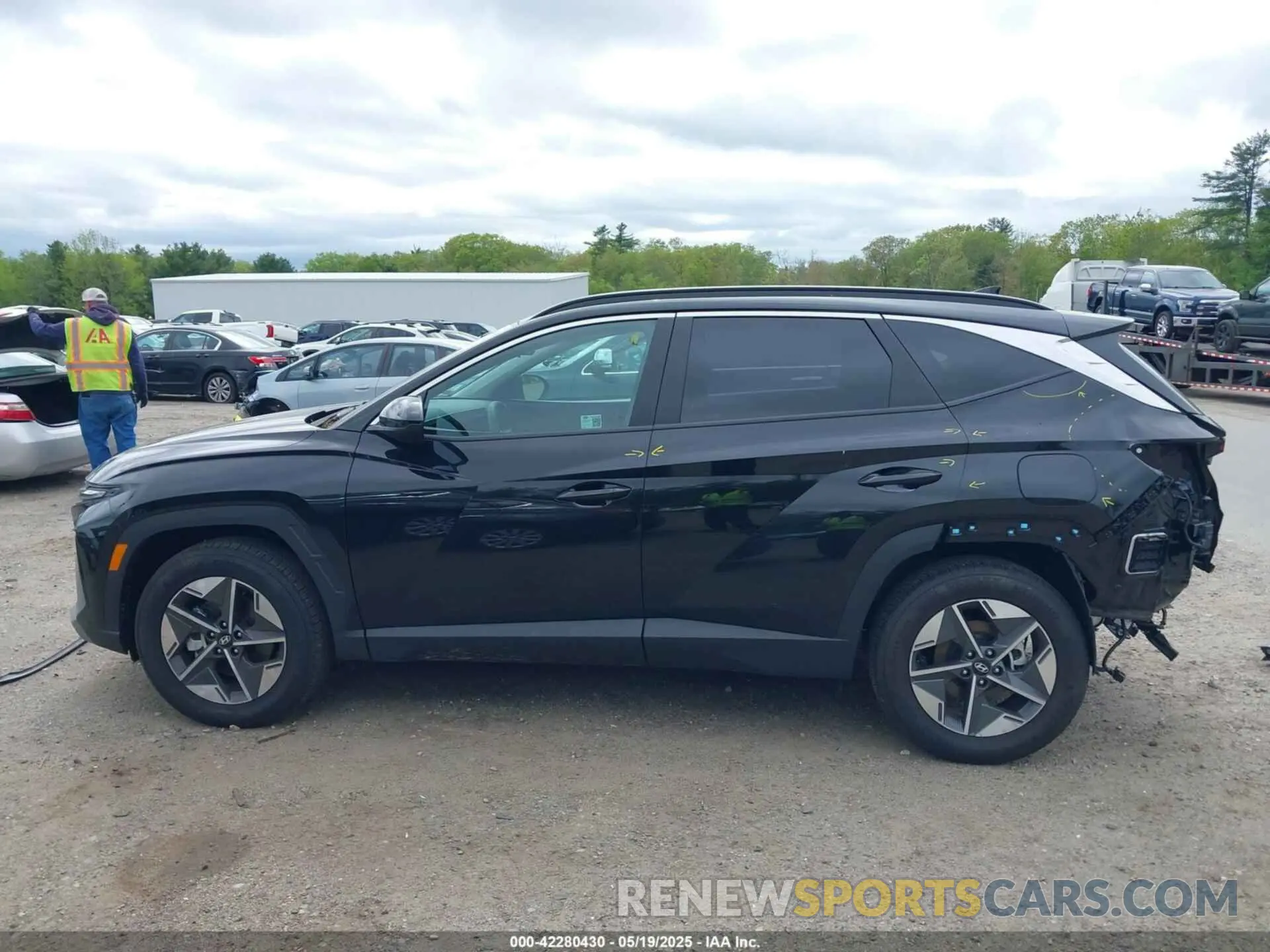 15 fotografías del automóvil dañado 5NMJBCDE4SH502373 HYUNDAI TUCSON 2025