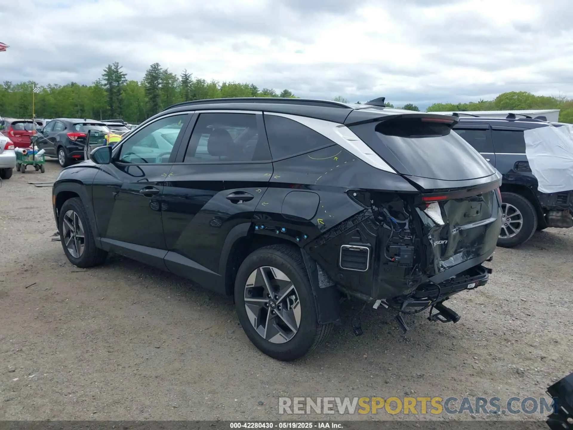 3 fotografías del automóvil dañado 5NMJBCDE4SH502373 HYUNDAI TUCSON 2025