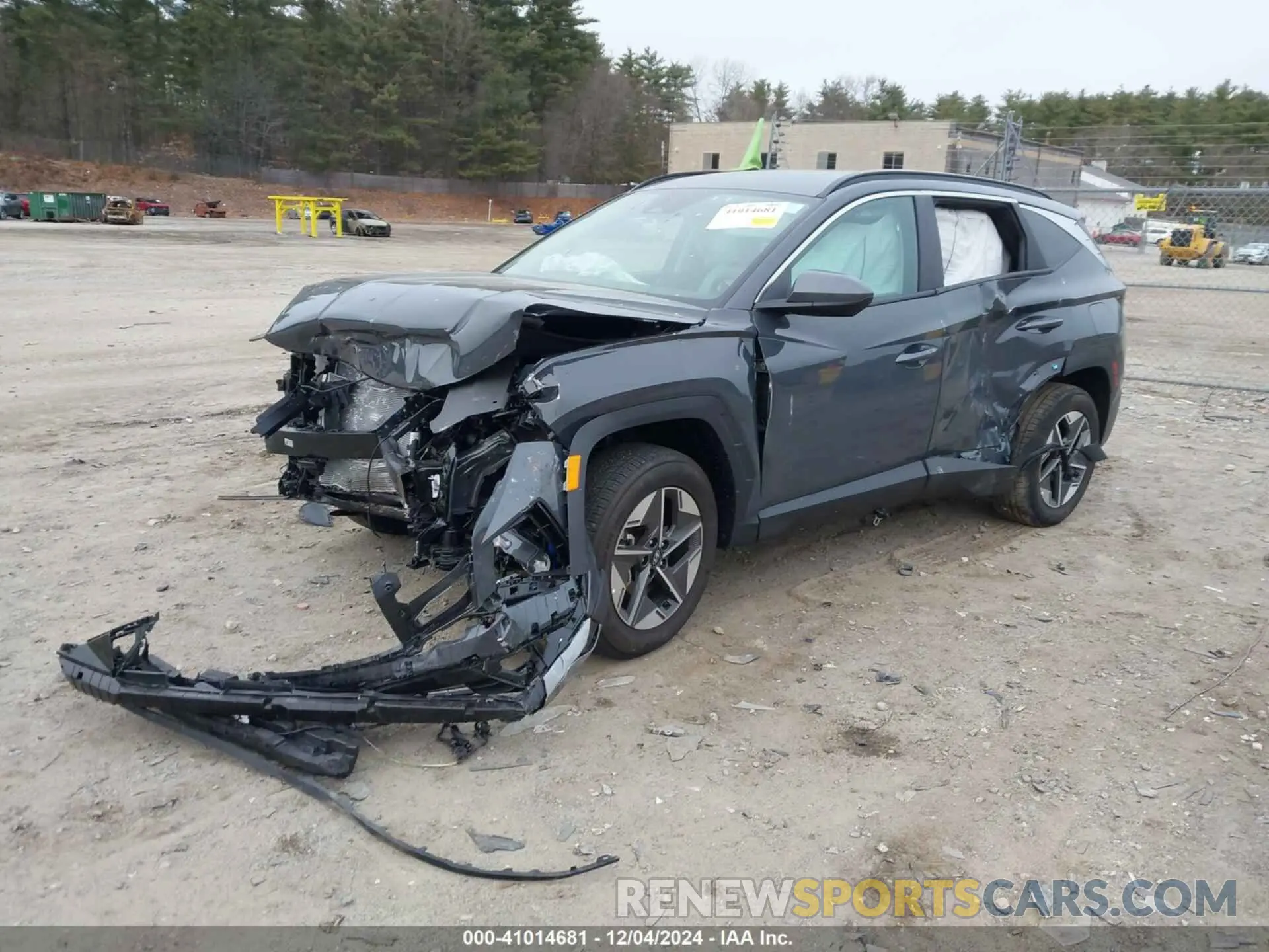2 fotografías del automóvil dañado 5NMJBCDE9SH461058 HYUNDAI TUCSON 2025
