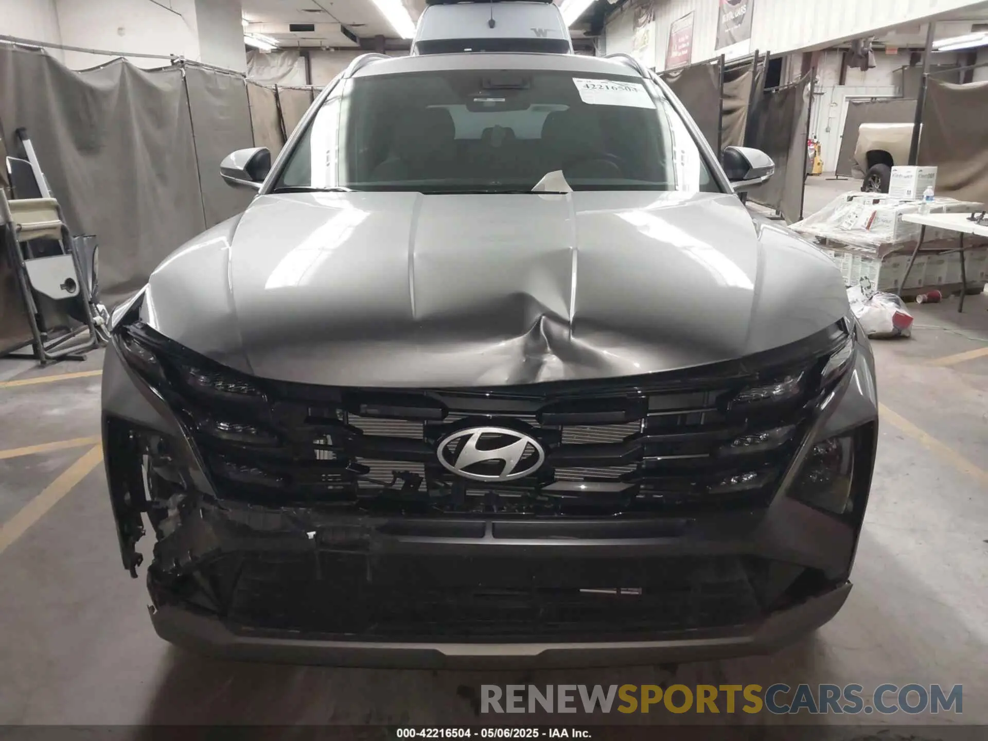 12 fotografías del automóvil dañado 5NMJC3DE2SH445796 HYUNDAI TUCSON 2025