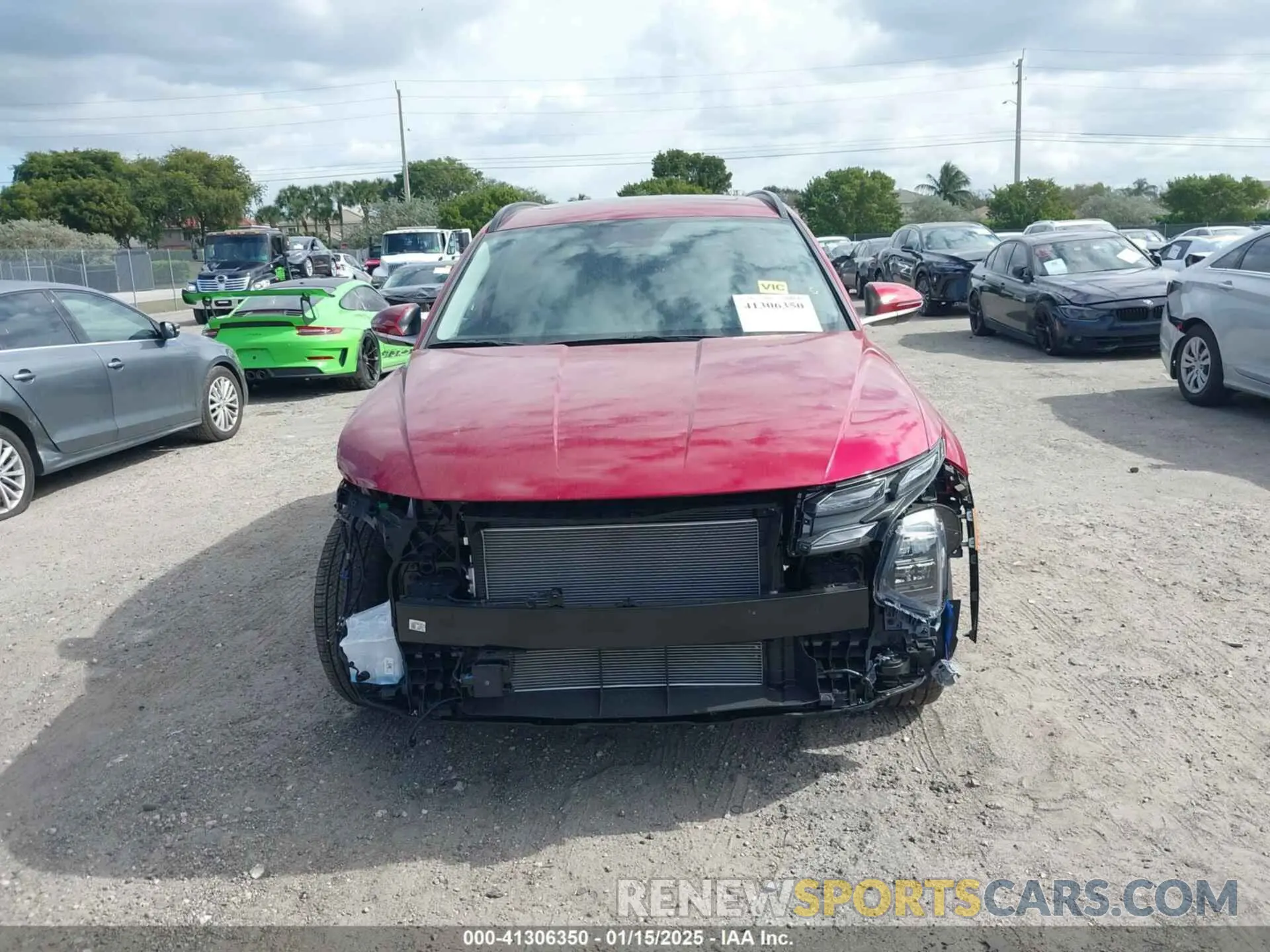 13 fotografías del automóvil dañado 5NMJC3DE2SH475137 HYUNDAI TUCSON 2025