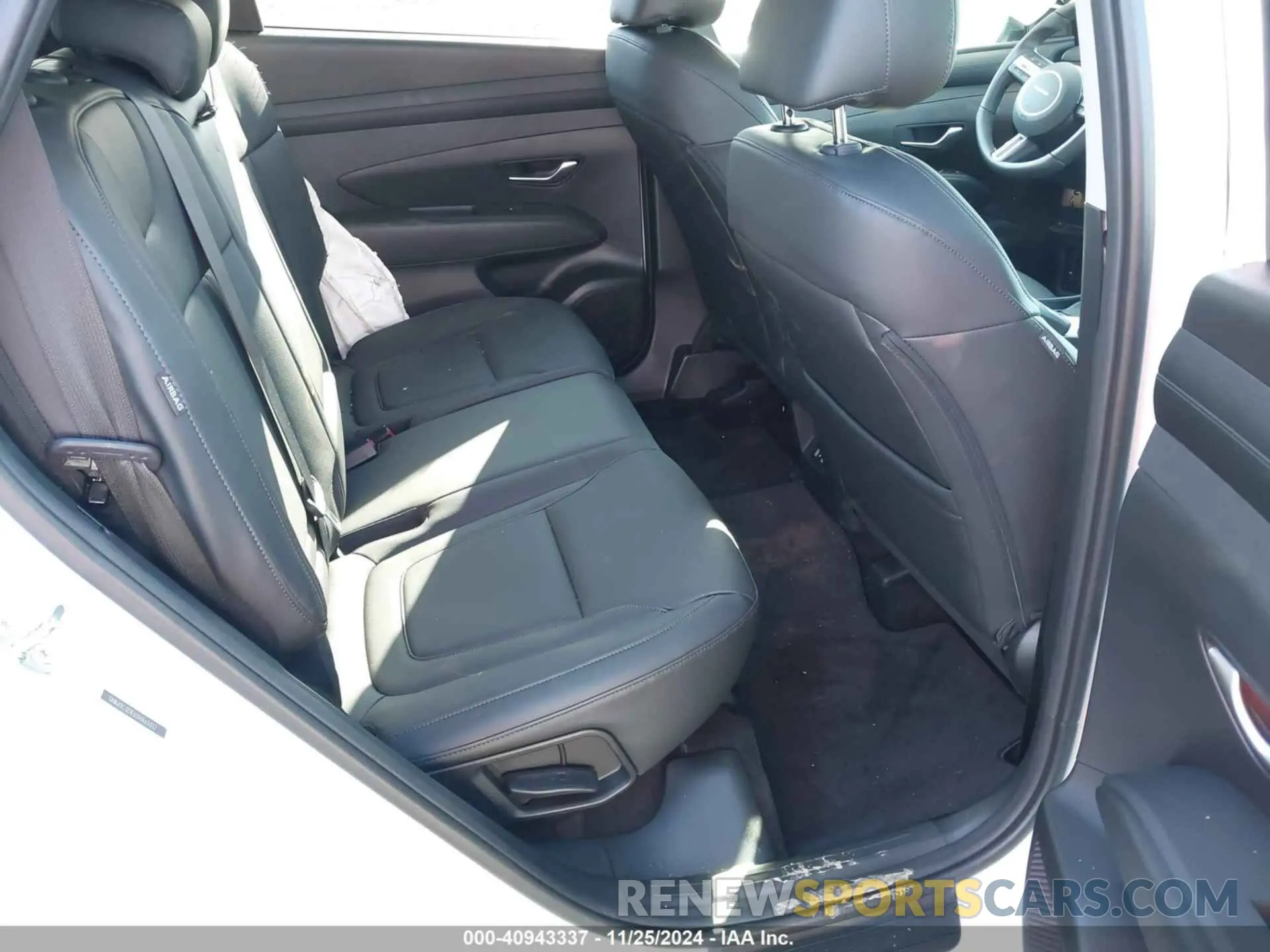 8 fotografías del automóvil dañado 5NMJC3DE6SH463332 HYUNDAI TUCSON 2025