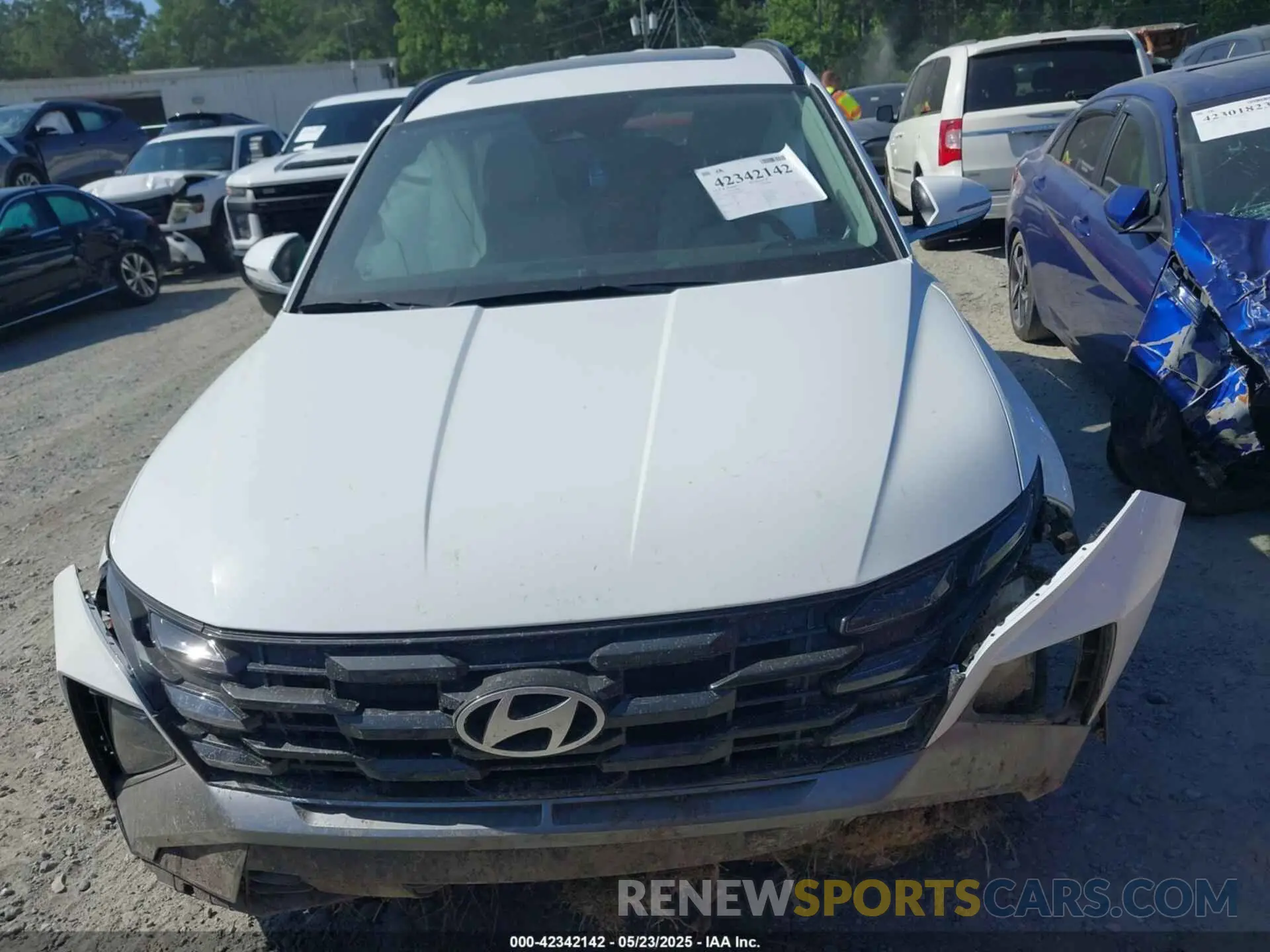 12 fotografías del automóvil dañado 5NMJC3DE7SH448824 HYUNDAI TUCSON 2025