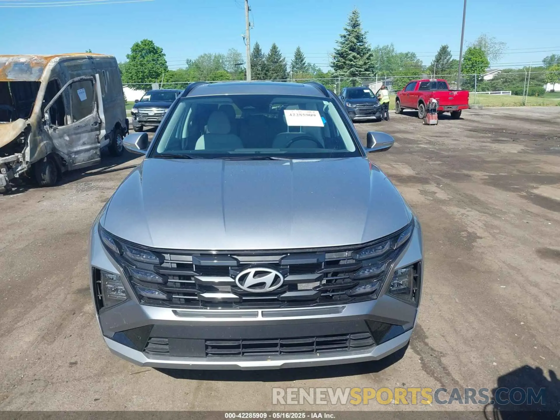 12 fotografías del automóvil dañado 5NMJCCDE8SH453644 HYUNDAI TUCSON 2025