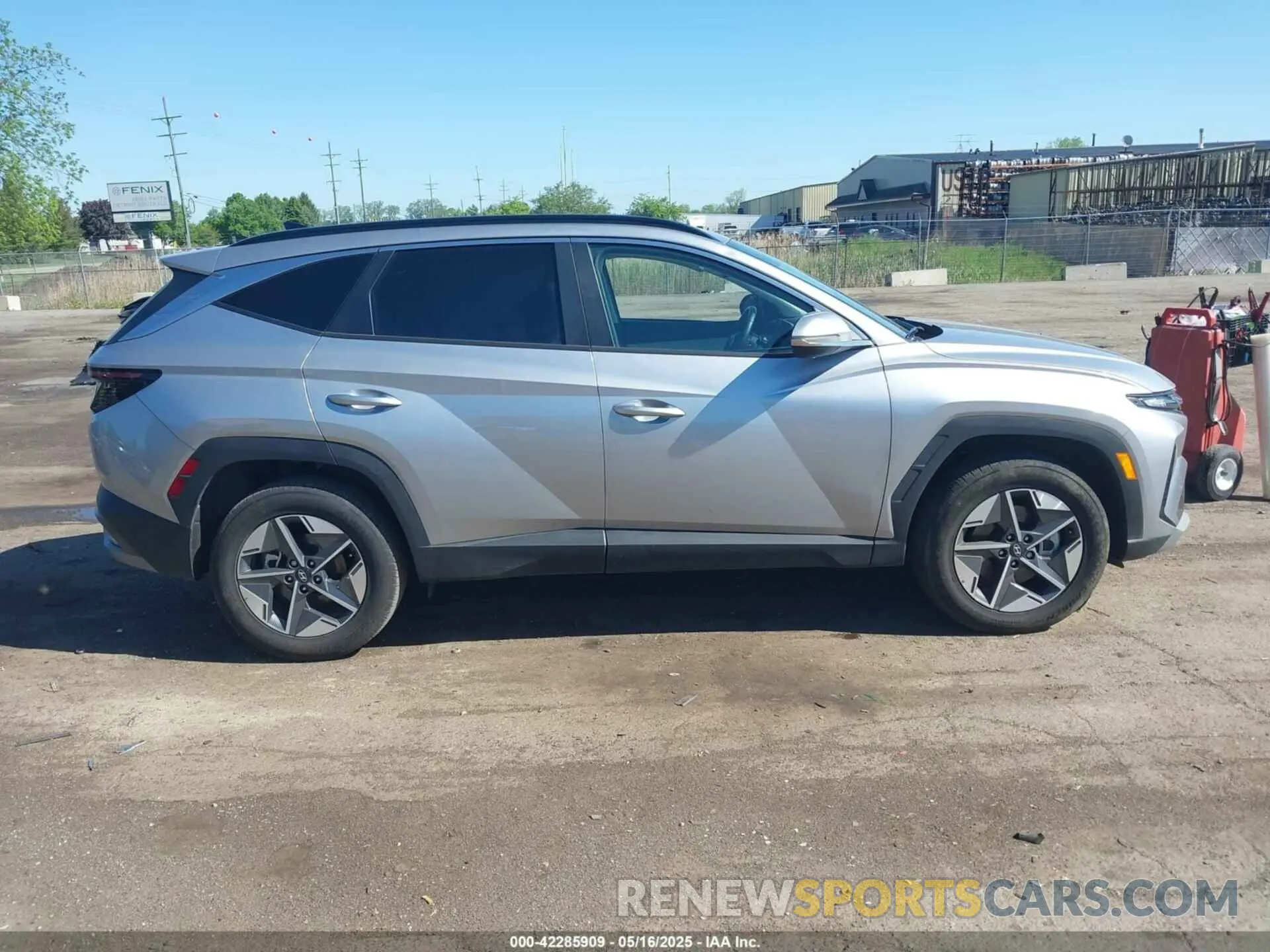 13 fotografías del automóvil dañado 5NMJCCDE8SH453644 HYUNDAI TUCSON 2025