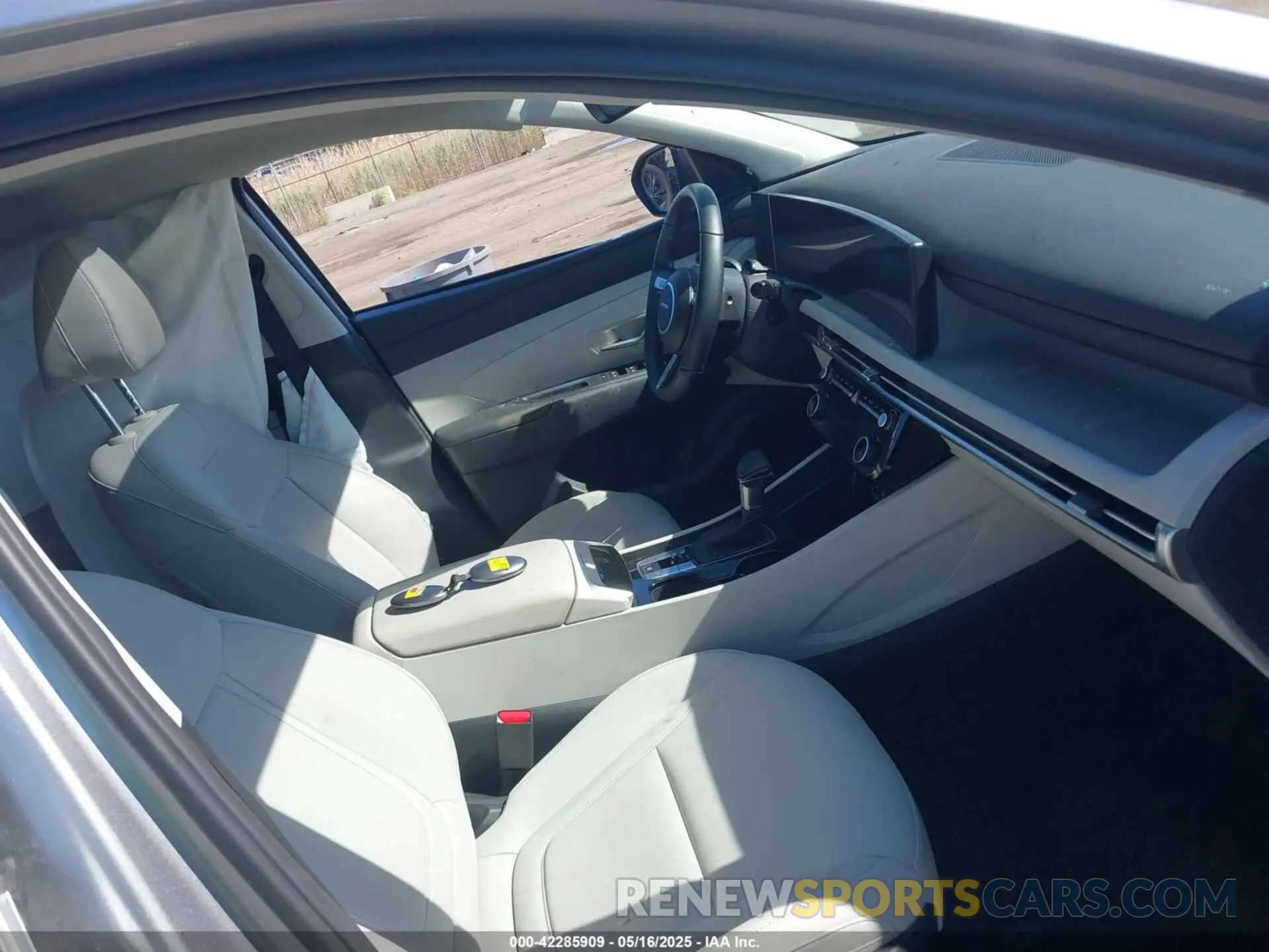 5 fotografías del automóvil dañado 5NMJCCDE8SH453644 HYUNDAI TUCSON 2025