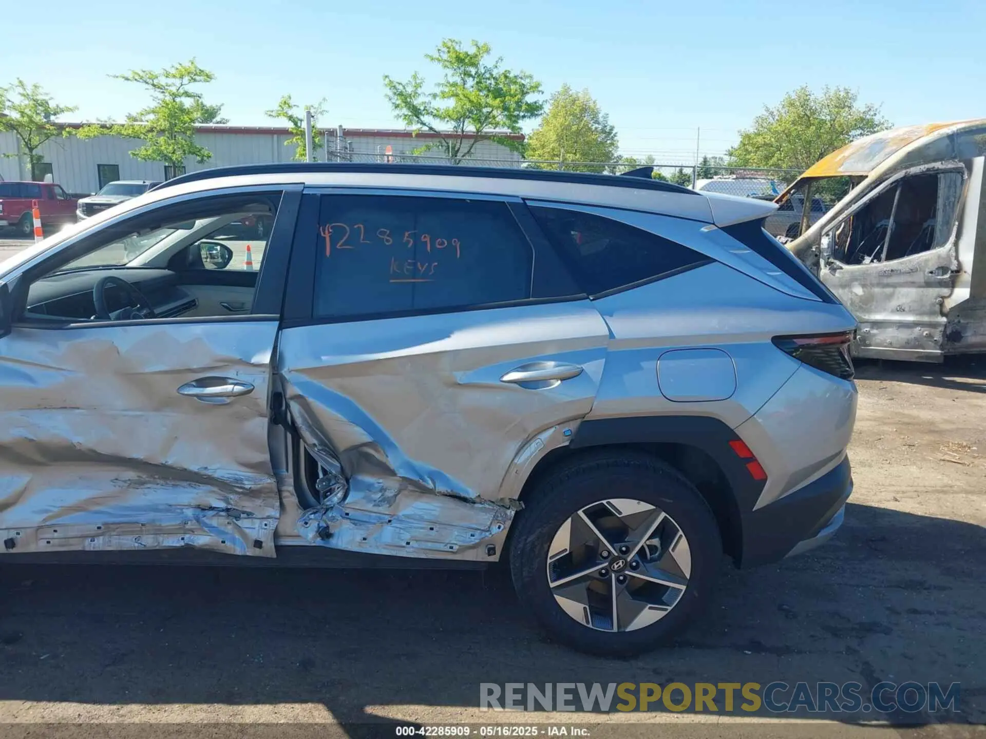 6 fotografías del automóvil dañado 5NMJCCDE8SH453644 HYUNDAI TUCSON 2025