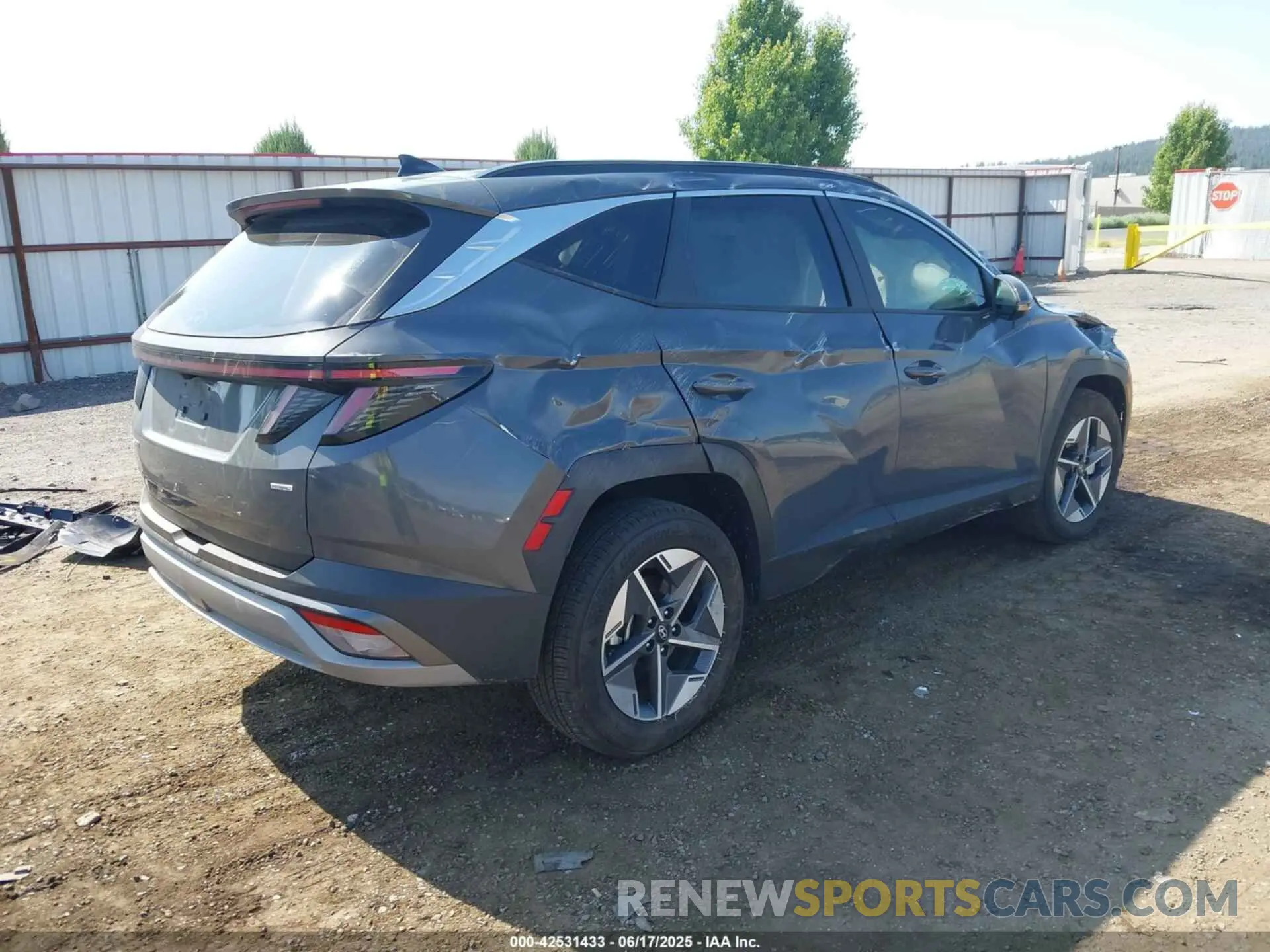 4 fotografías del automóvil dañado 5NMJCCDE9SH451496 HYUNDAI TUCSON 2025
