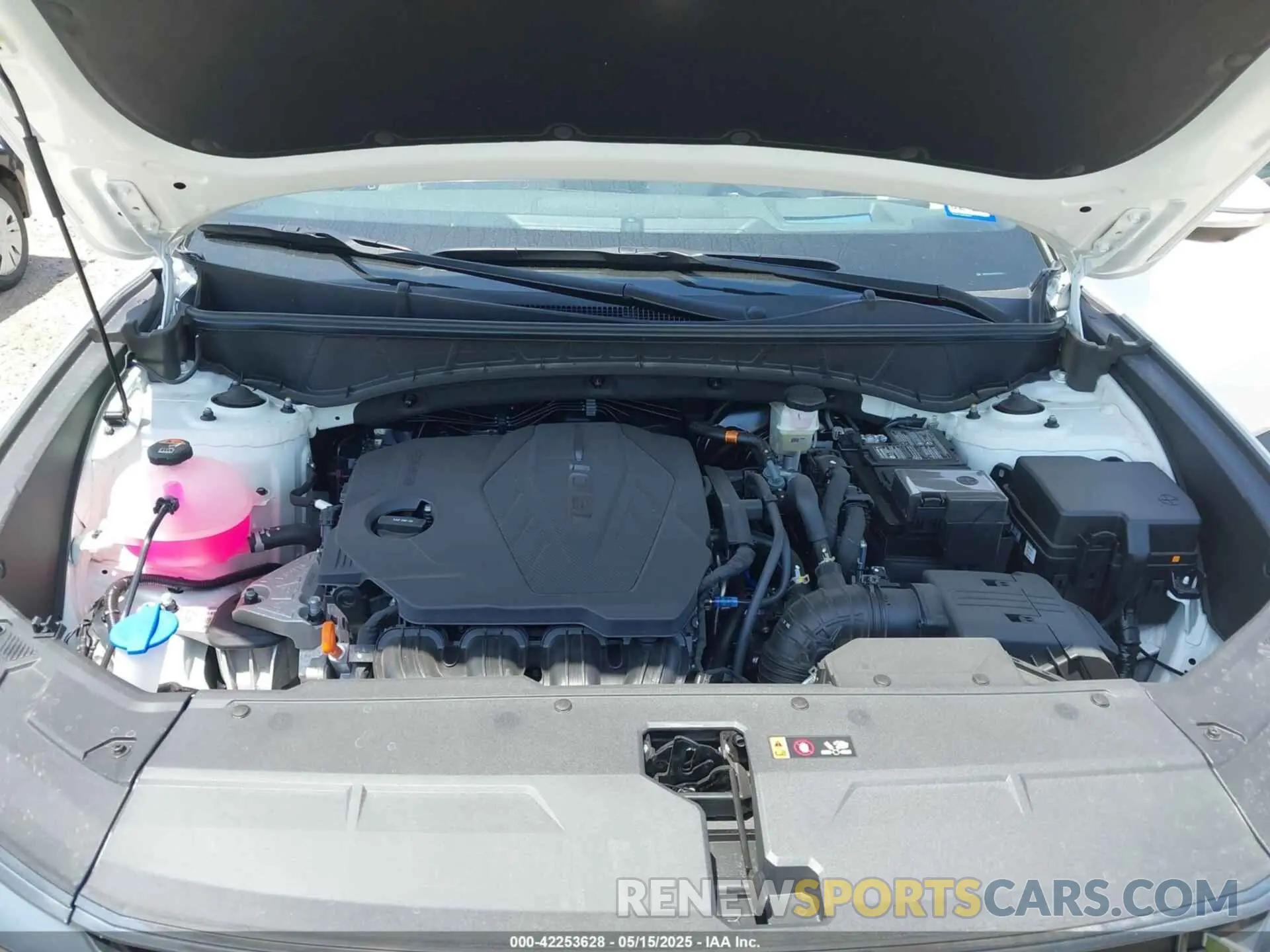 10 fotografías del automóvil dañado 5NMJE3DE6SH494039 HYUNDAI TUCSON 2025