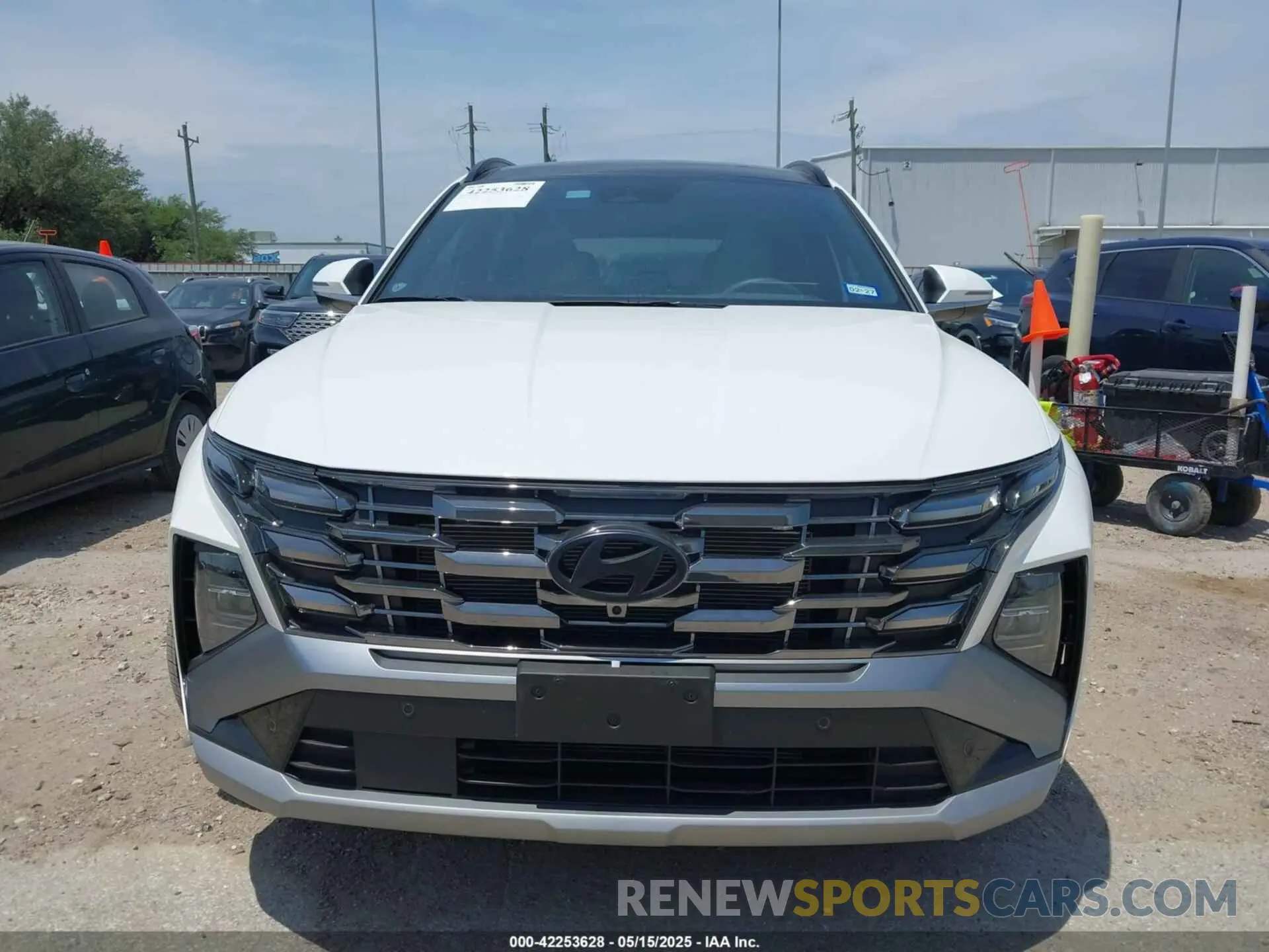 12 fotografías del automóvil dañado 5NMJE3DE6SH494039 HYUNDAI TUCSON 2025