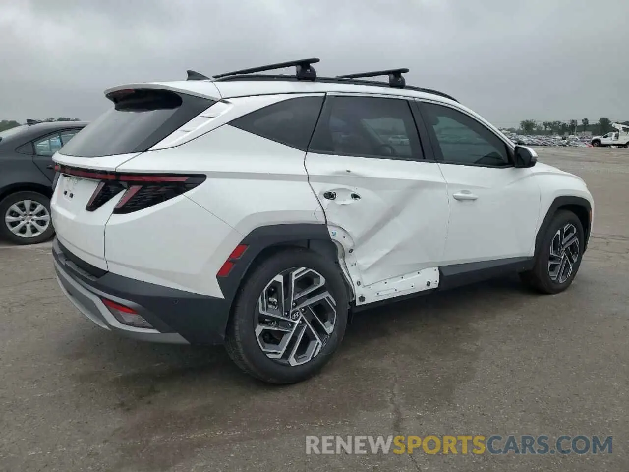 3 fotografías del automóvil dañado 5NMJE3DE7SH457937 HYUNDAI TUCSON 2025