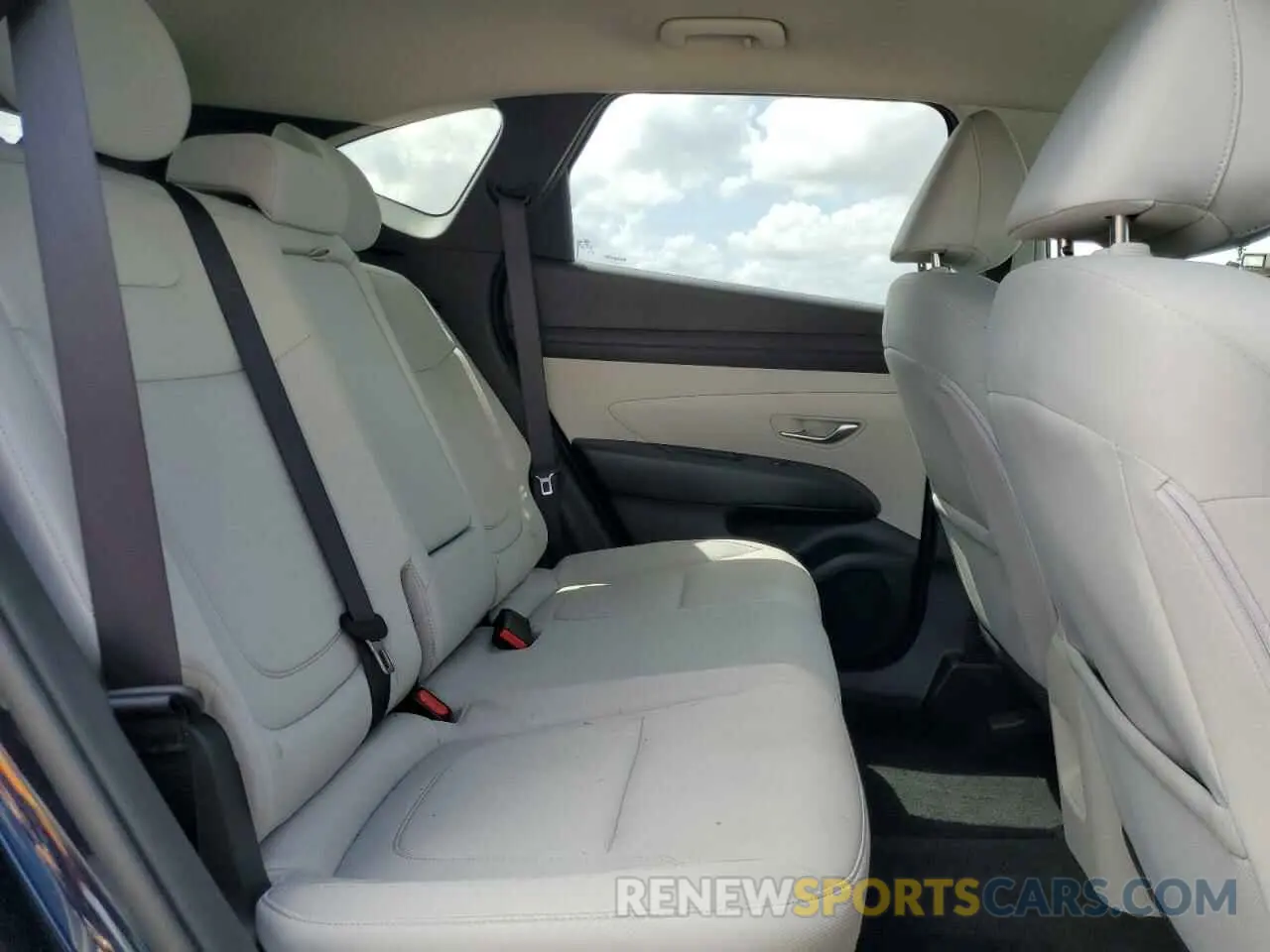 10 fotografías del automóvil dañado KM8JBDD16SU269393 HYUNDAI TUCSON 2025