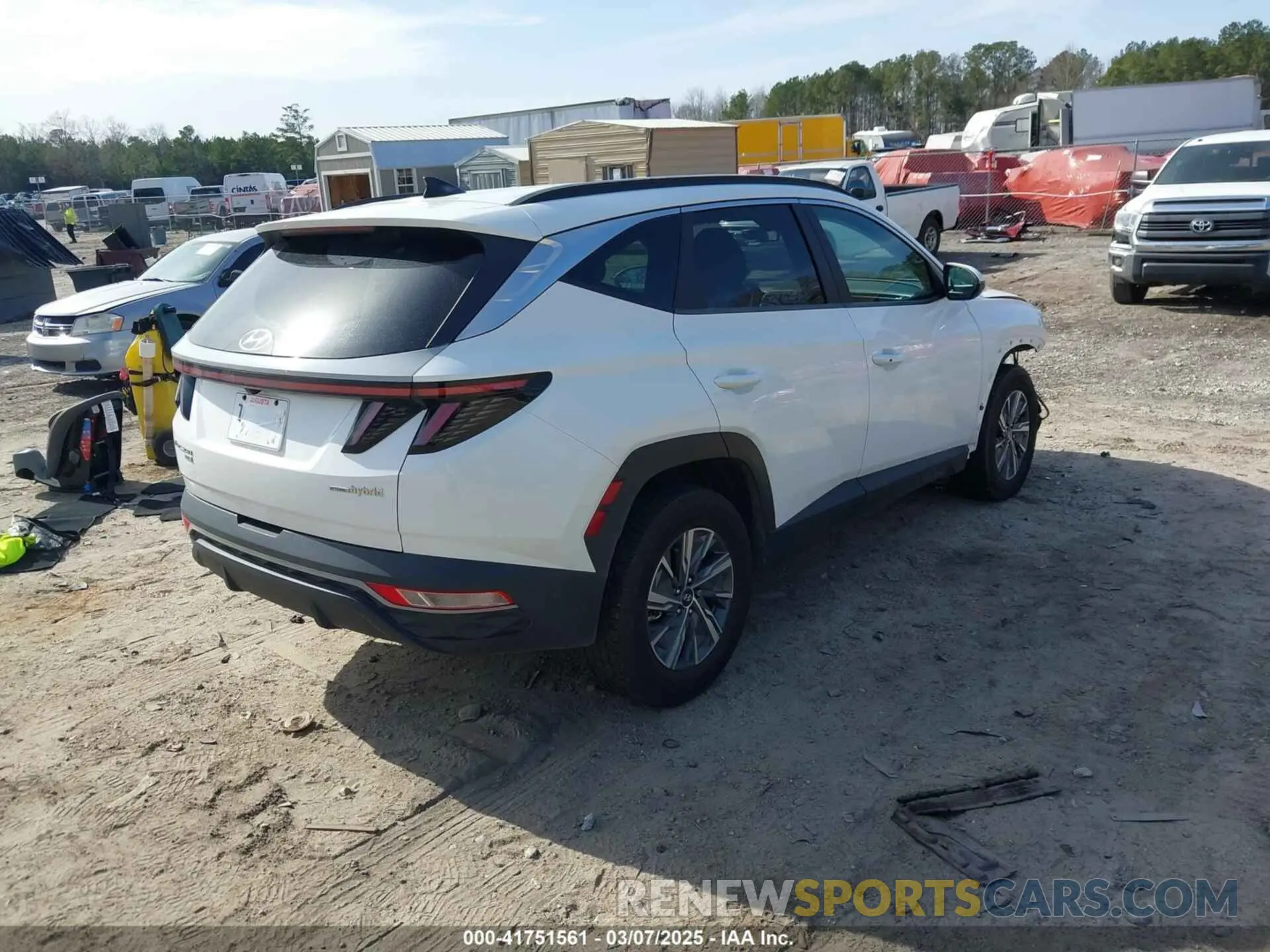 4 fotografías del automóvil dañado KM8JBCA15NU018979 HYUNDAI TUCSON HYBRID 2022