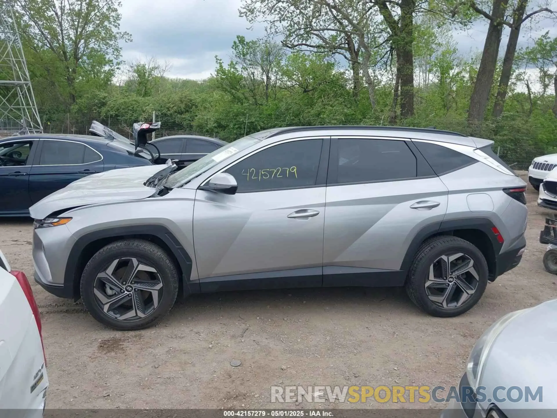 14 fotografías del automóvil dañado KM8JFCA18NU056372 HYUNDAI TUCSON HYBRID 2022
