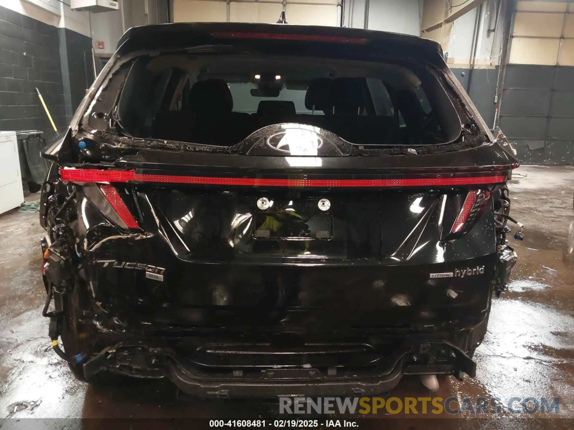 17 fotografías del automóvil dañado KM8JBCA11PU095982 HYUNDAI TUCSON HYBRID 2023