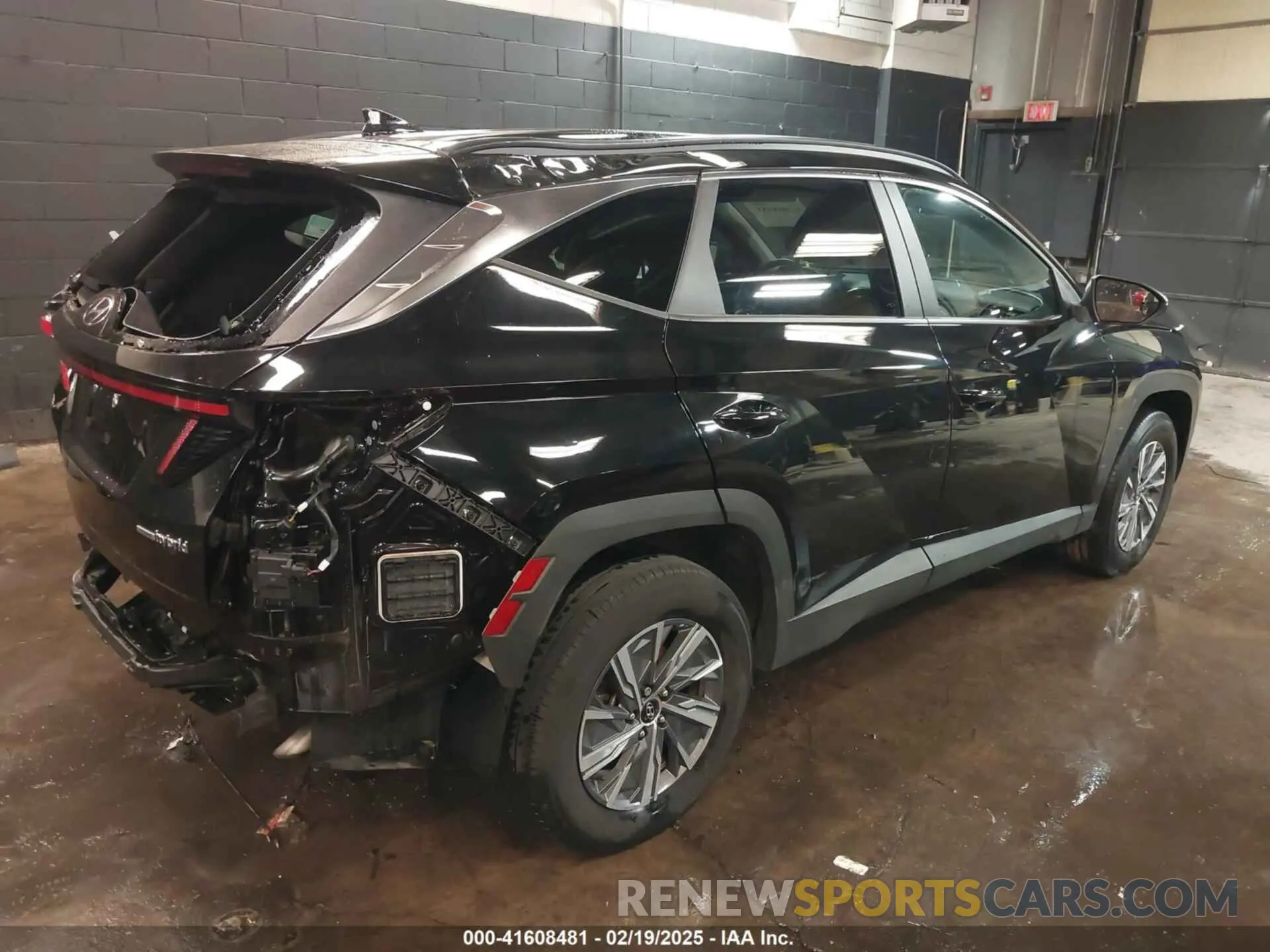 4 fotografías del automóvil dañado KM8JBCA11PU095982 HYUNDAI TUCSON HYBRID 2023