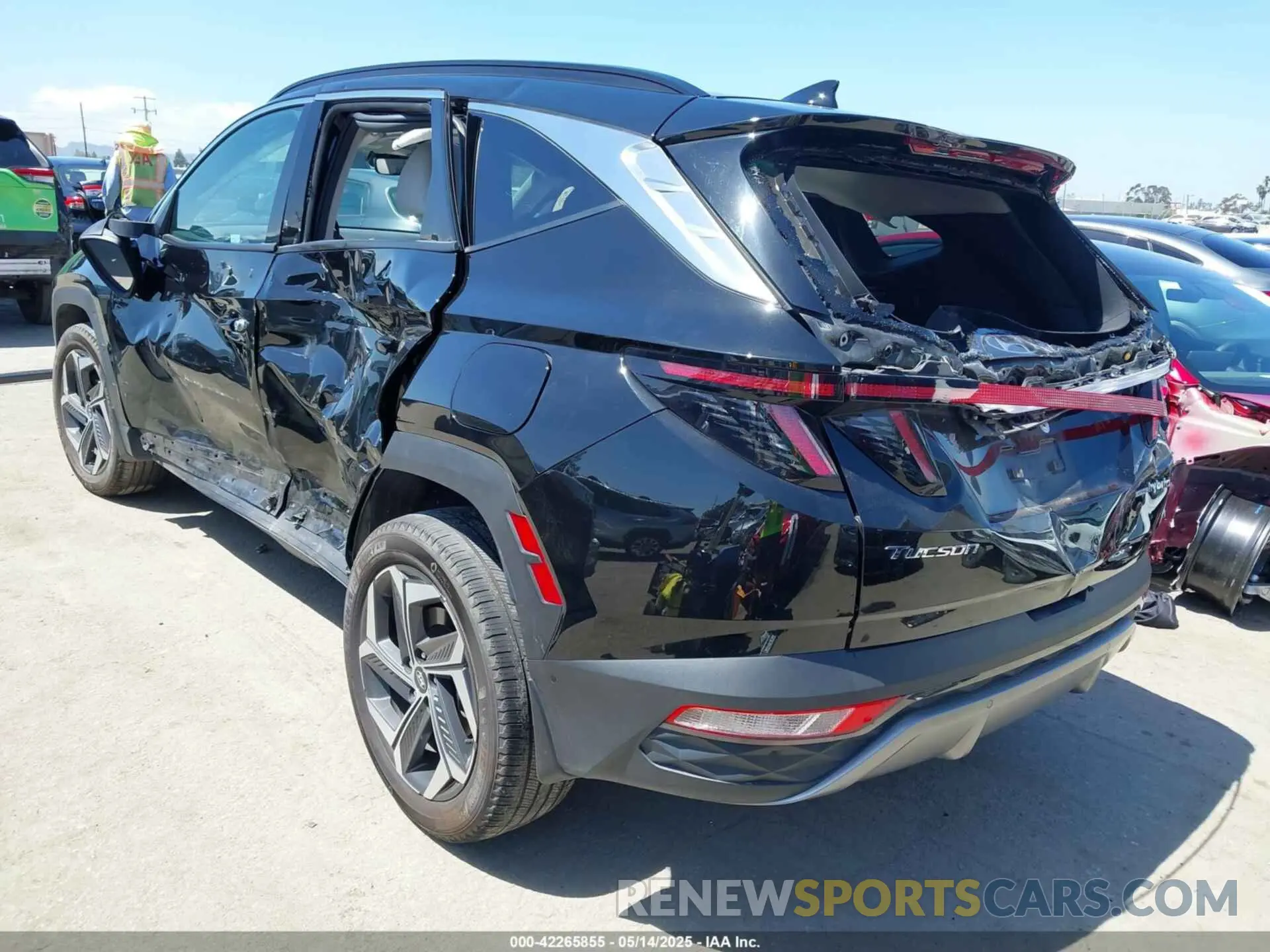 3 fotografías del automóvil dañado KM8JECA14PU127220 HYUNDAI TUCSON HYBRID 2023