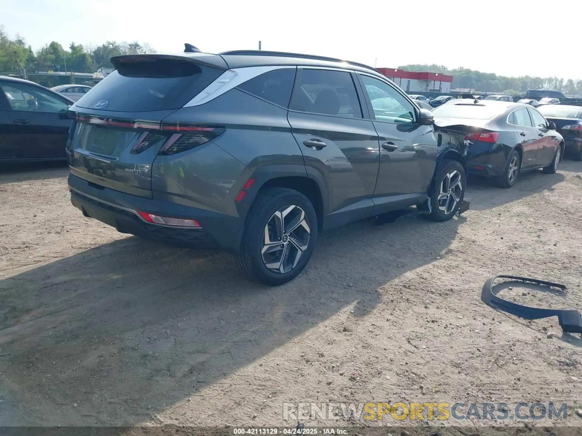 4 fotografías del automóvil dañado KM8JFCA17PU093934 HYUNDAI TUCSON HYBRID 2023