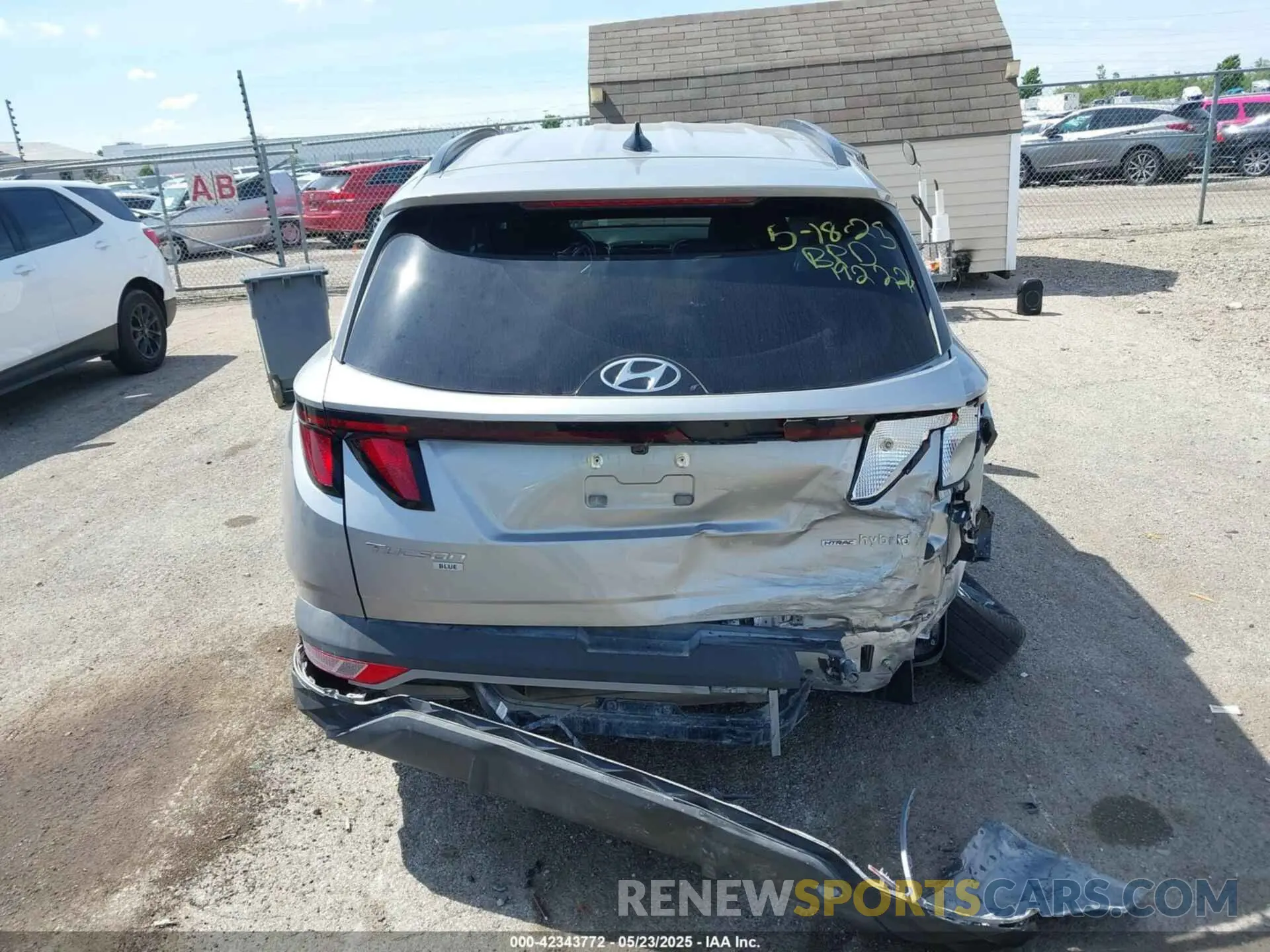 17 fotografías del automóvil dañado KM8JBCD11RU192226 HYUNDAI TUCSON HYBRID 2024