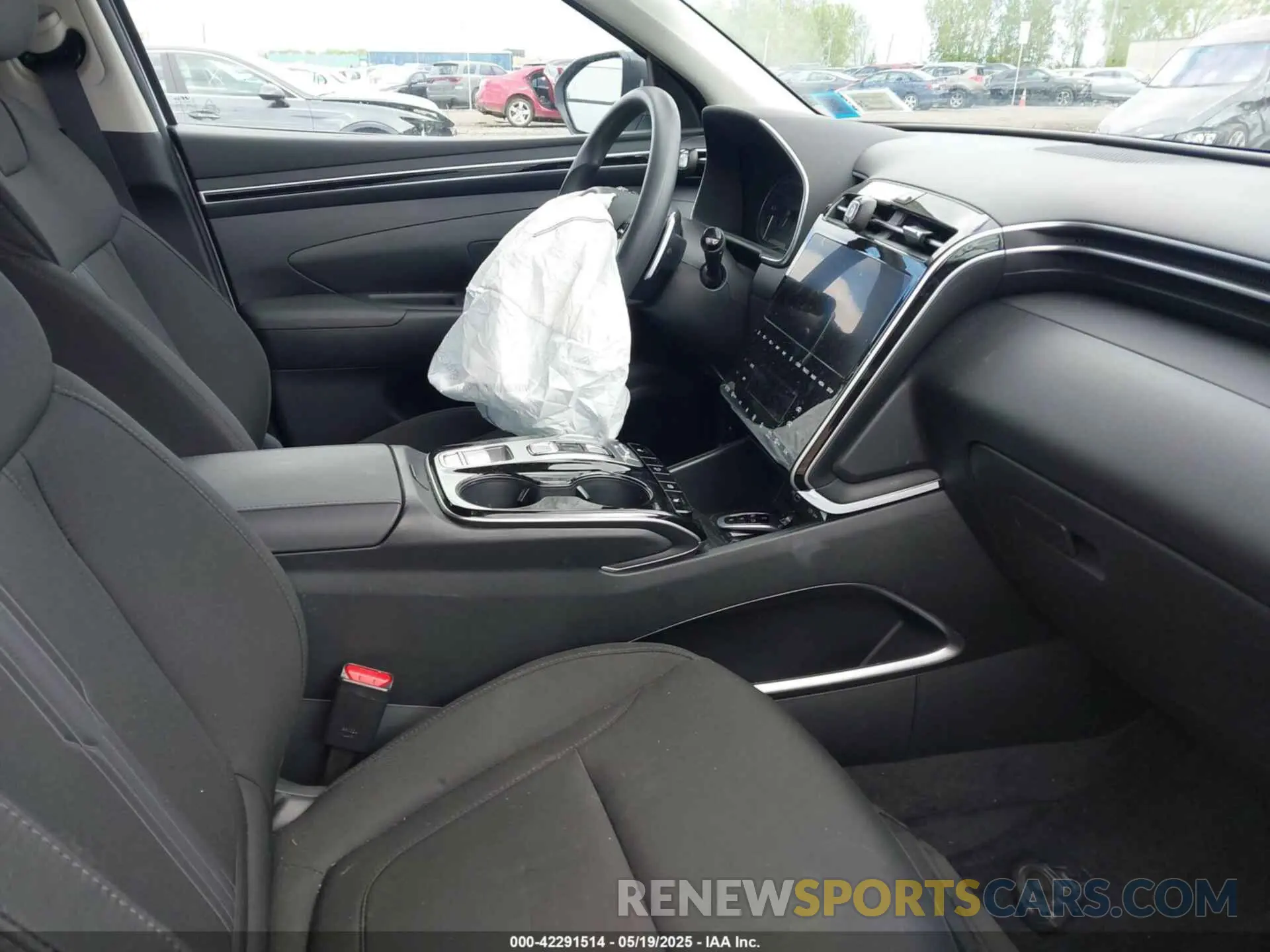 5 fotografías del automóvil dañado KM8JBCD14RU239653 HYUNDAI TUCSON HYBRID 2024