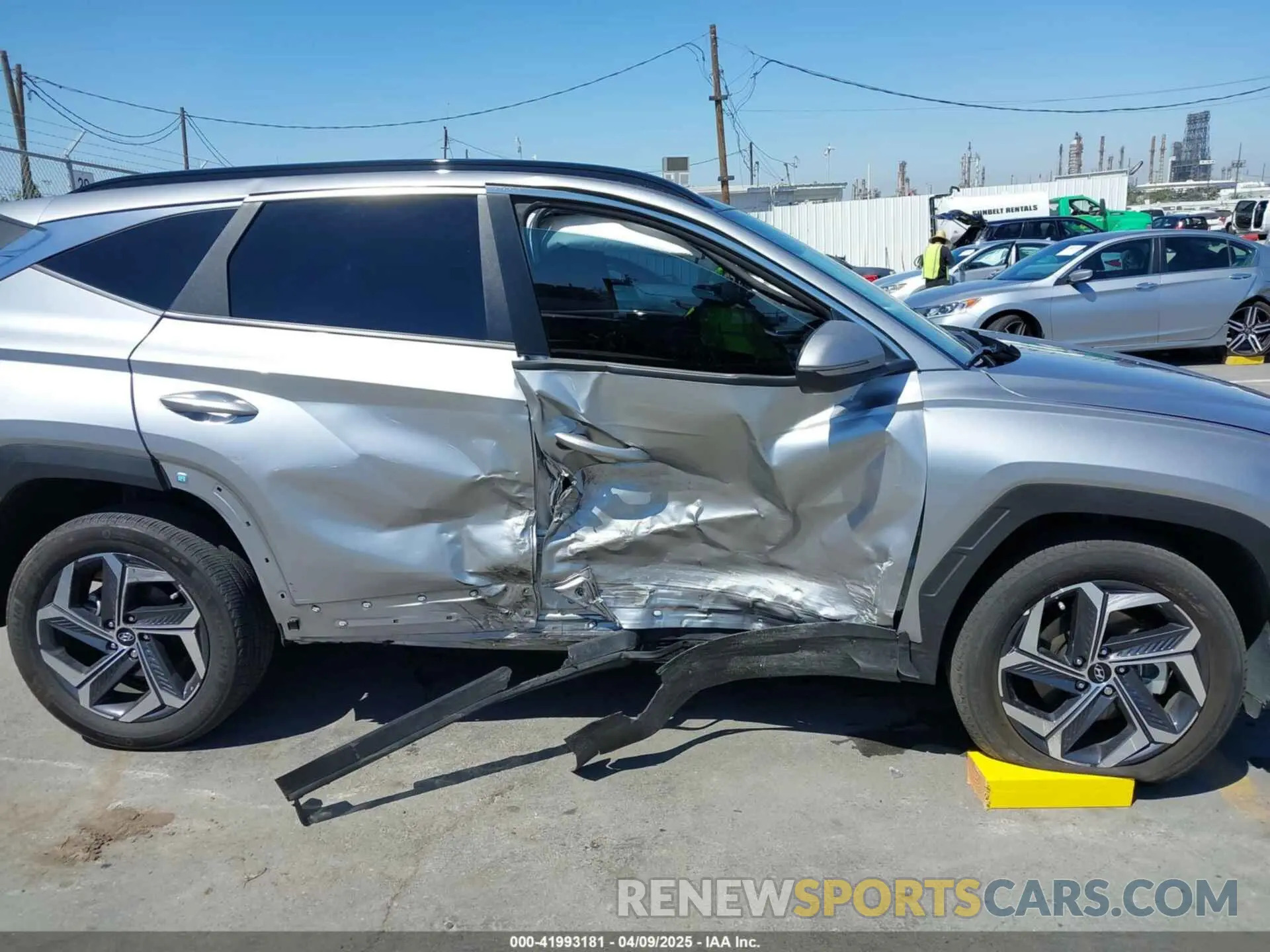 13 fotografías del automóvil dañado KM8JCCD16RU157257 HYUNDAI TUCSON HYBRID 2024