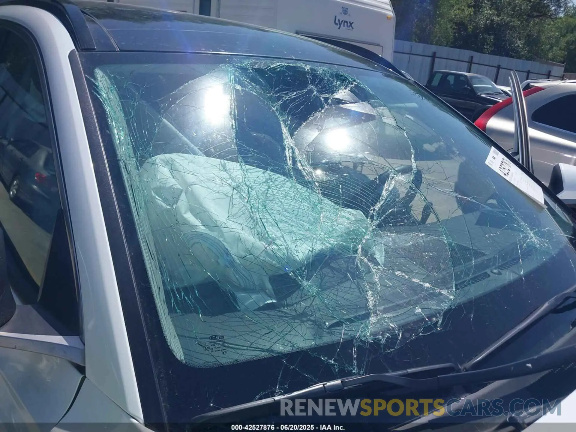 17 fotografías del automóvil dañado KM8JECD14RU234606 HYUNDAI TUCSON HYBRID 2024