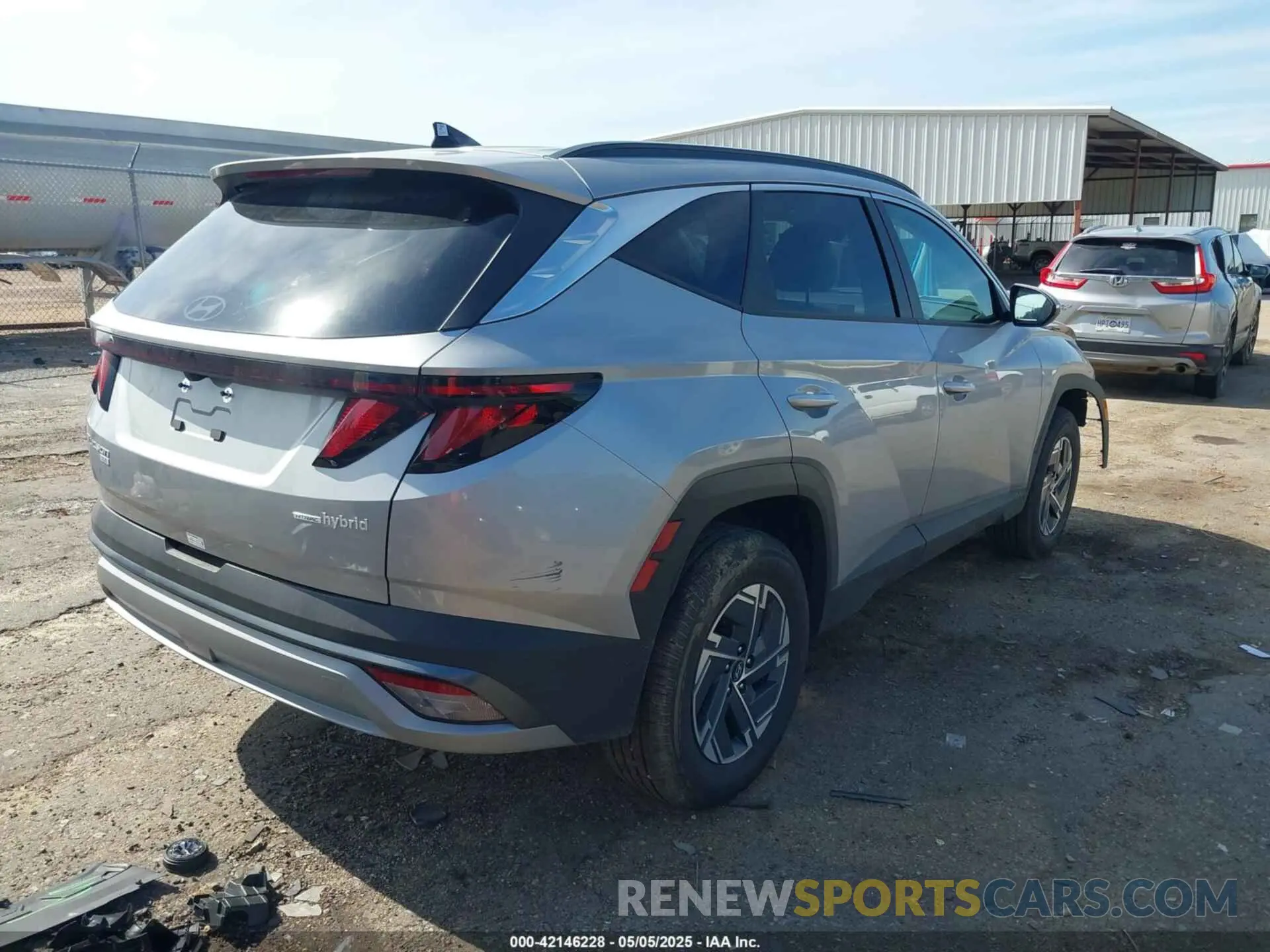 4 fotografías del automóvil dañado KM8JBDD11SU316426 HYUNDAI TUCSON HYBRID 2025