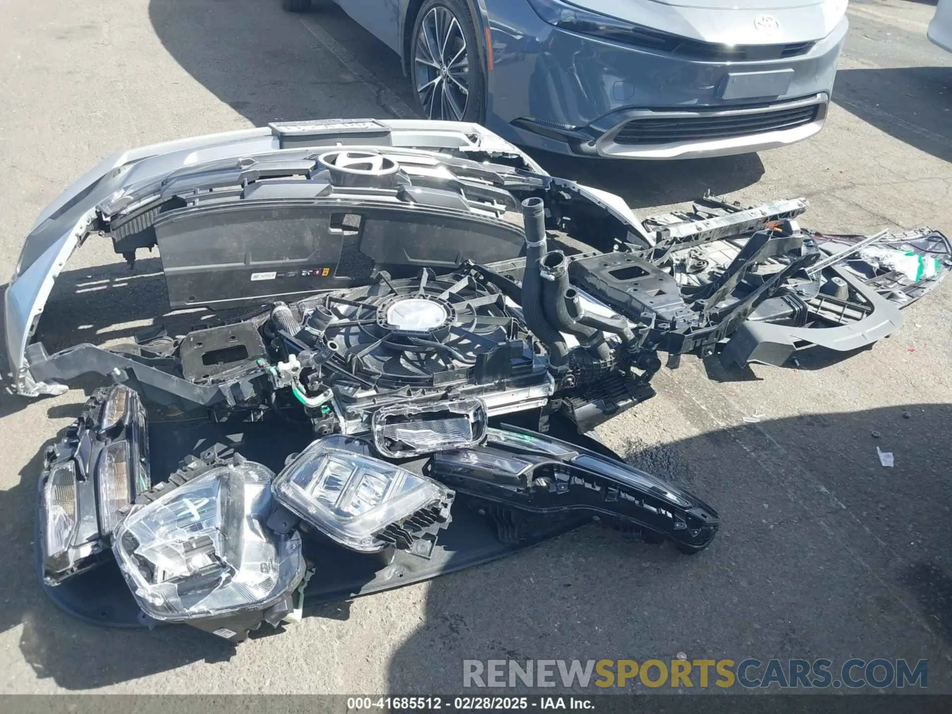 12 fotografías del automóvil dañado KM8JBDD13SU272297 HYUNDAI TUCSON HYBRID 2025