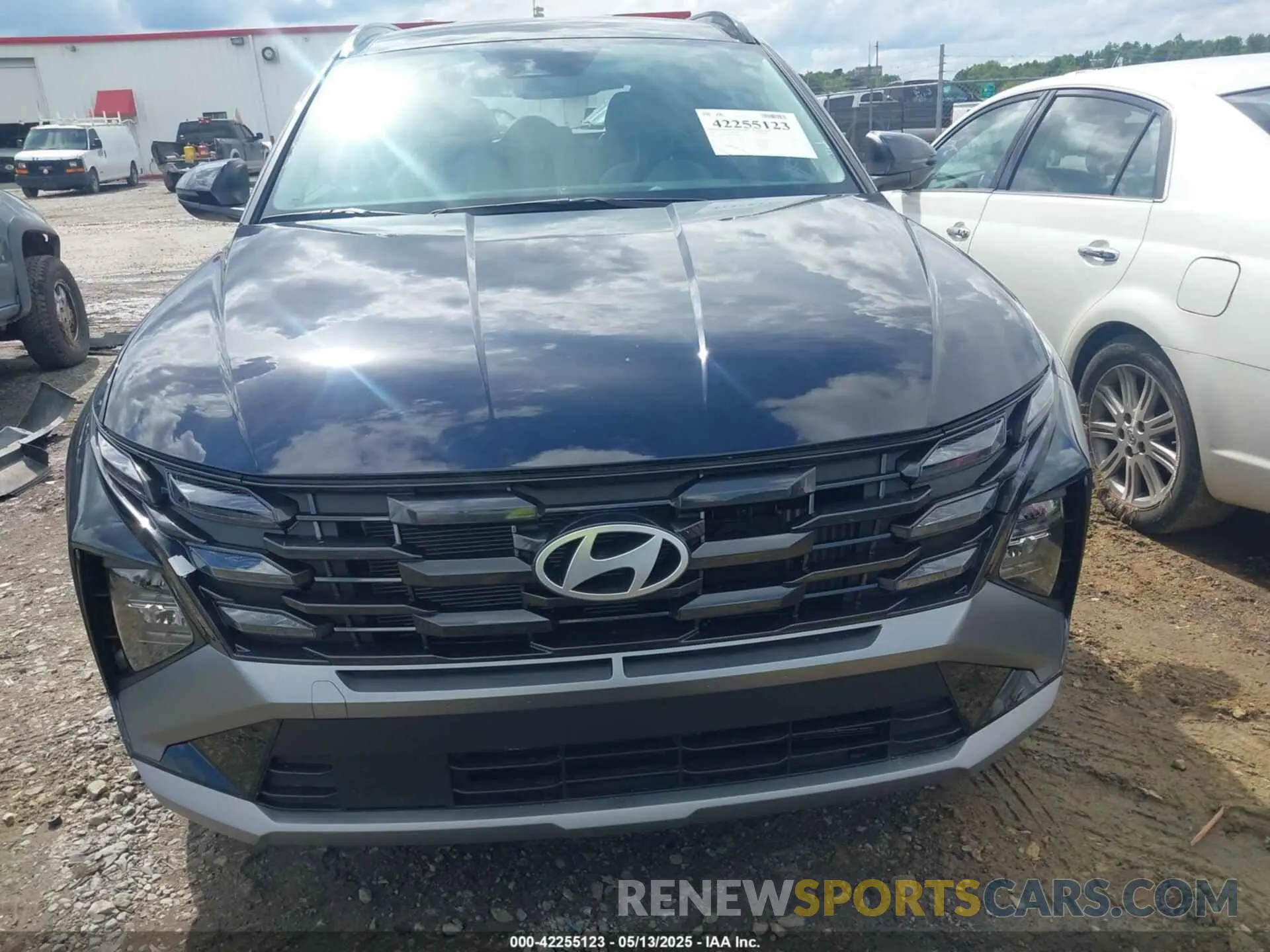 12 fotografías del automóvil dañado KM8JCDD1XSU323680 HYUNDAI TUCSON HYBRID 2025