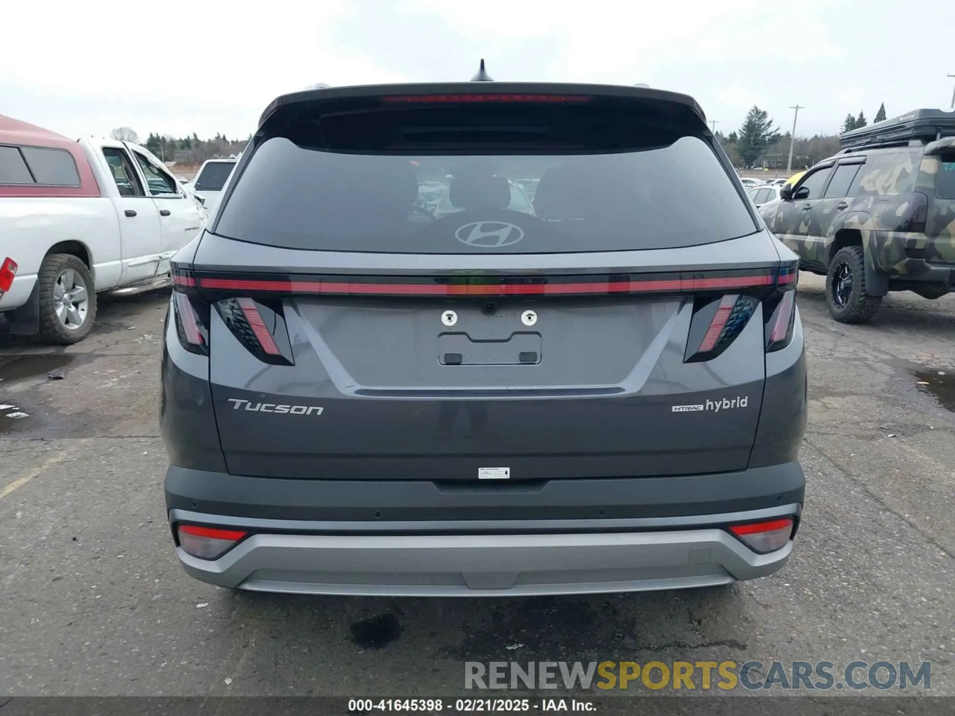 17 fotografías del automóvil dañado KM8JEDD18SU260671 HYUNDAI TUCSON HYBRID 2025