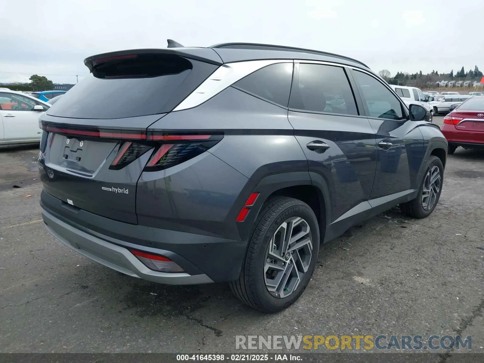 4 fotografías del automóvil dañado KM8JEDD18SU260671 HYUNDAI TUCSON HYBRID 2025