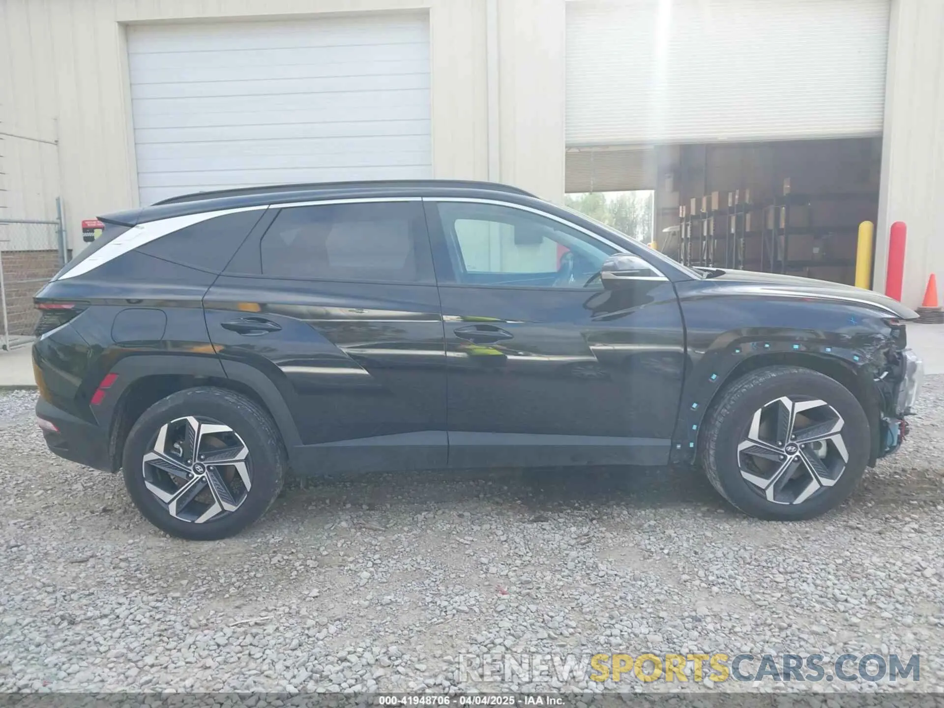 14 fotografías del automóvil dañado KM8JFDD23RU153639 HYUNDAI TUCSON PLUG-IN HYBRID 2024