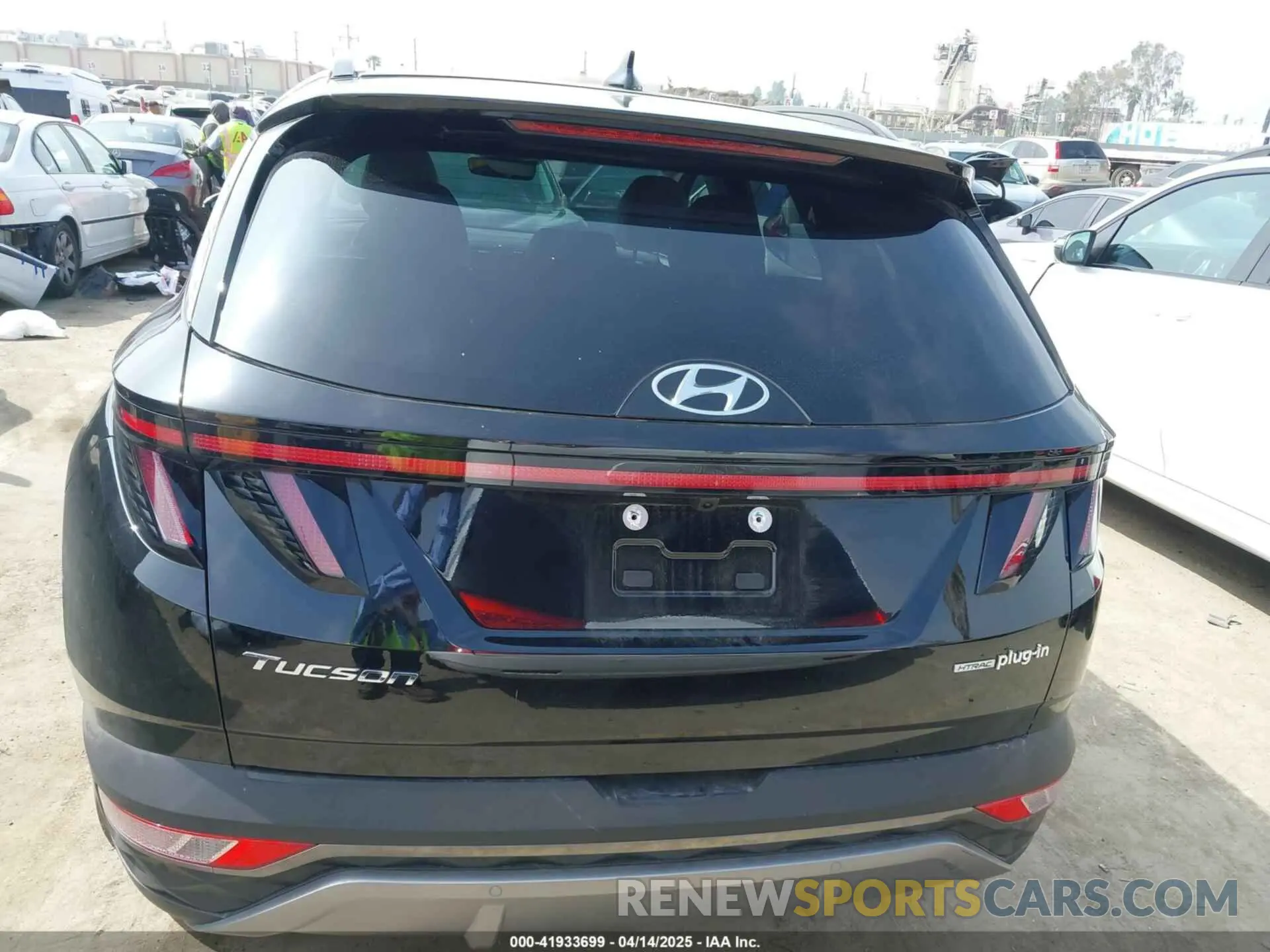 17 fotografías del automóvil dañado KM8JFDD29RU169747 HYUNDAI TUCSON PLUG-IN HYBRID 2024