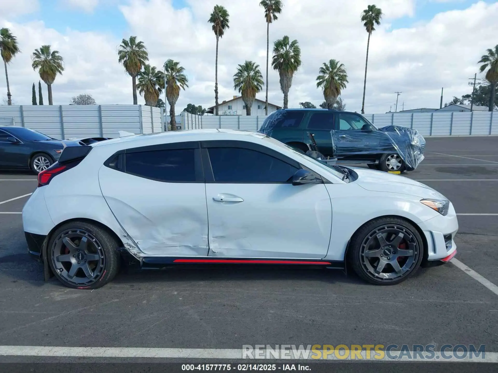 13 fotografías del automóvil dañado KMHT36AH6KU001916 HYUNDAI VELOSTER 2019