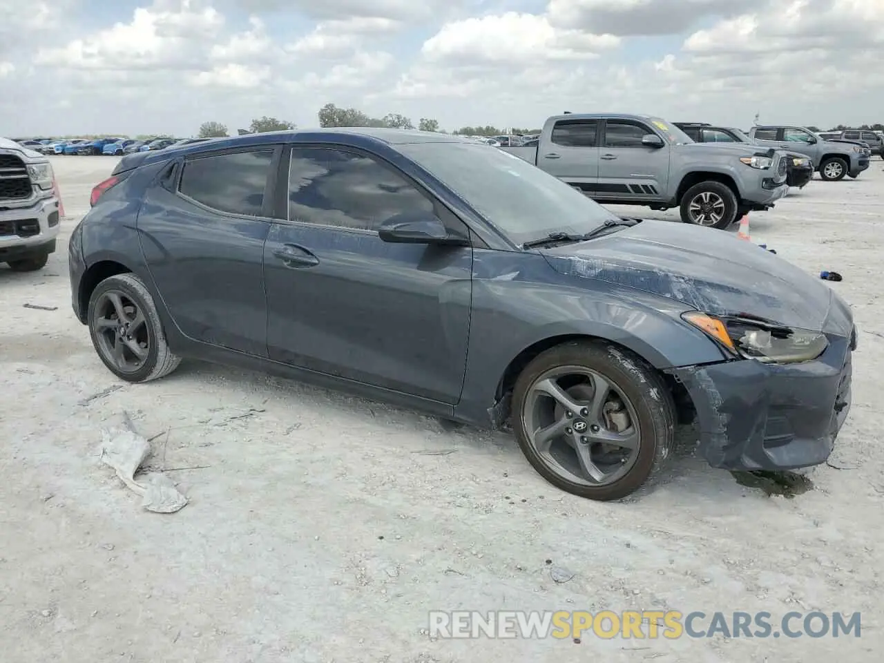 4 fotografías del automóvil dañado KMHTG6AF4KU013159 HYUNDAI VELOSTER 2019