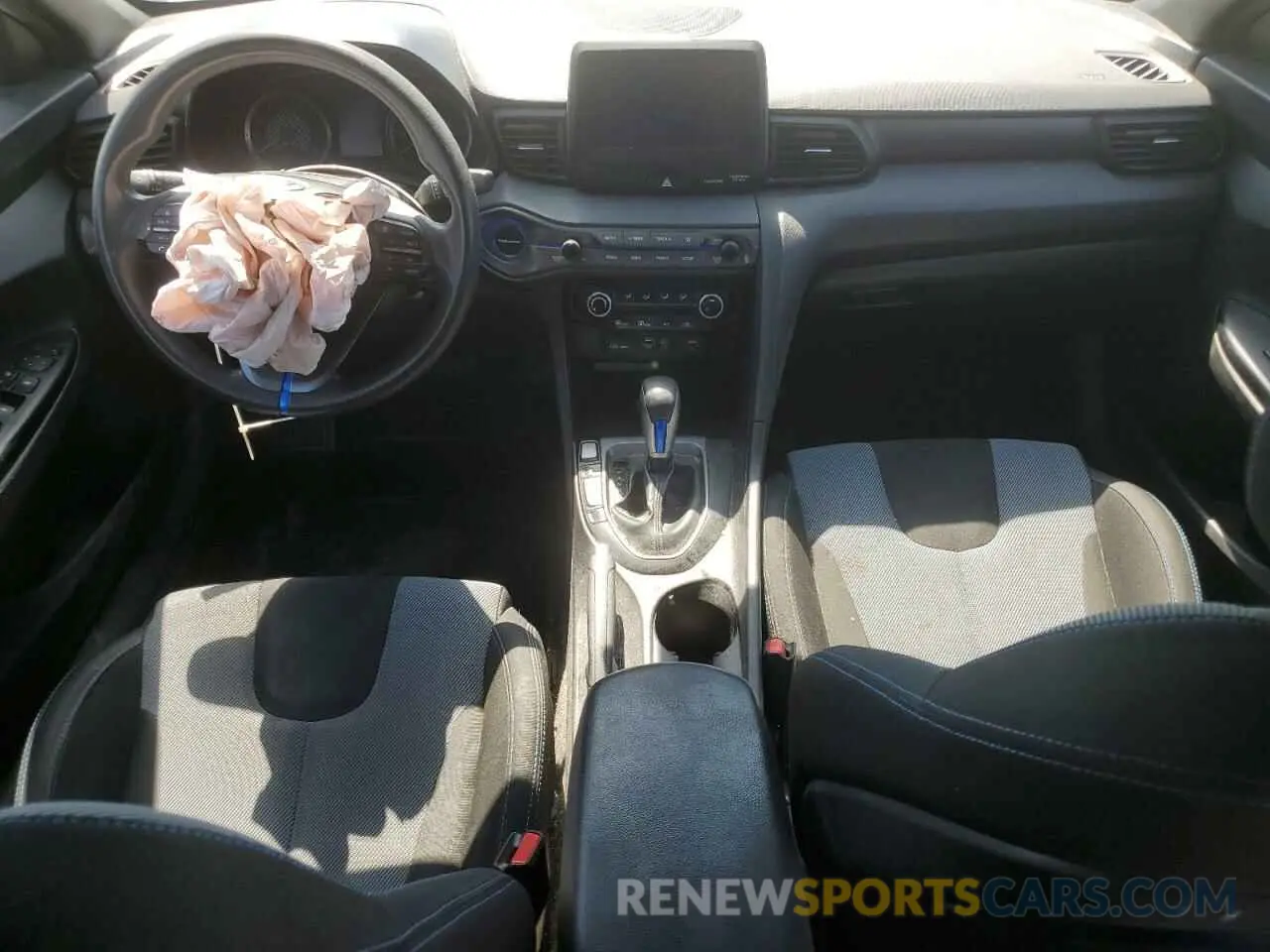 8 fotografías del automóvil dañado KMHTG6AF4KU013856 HYUNDAI VELOSTER 2019