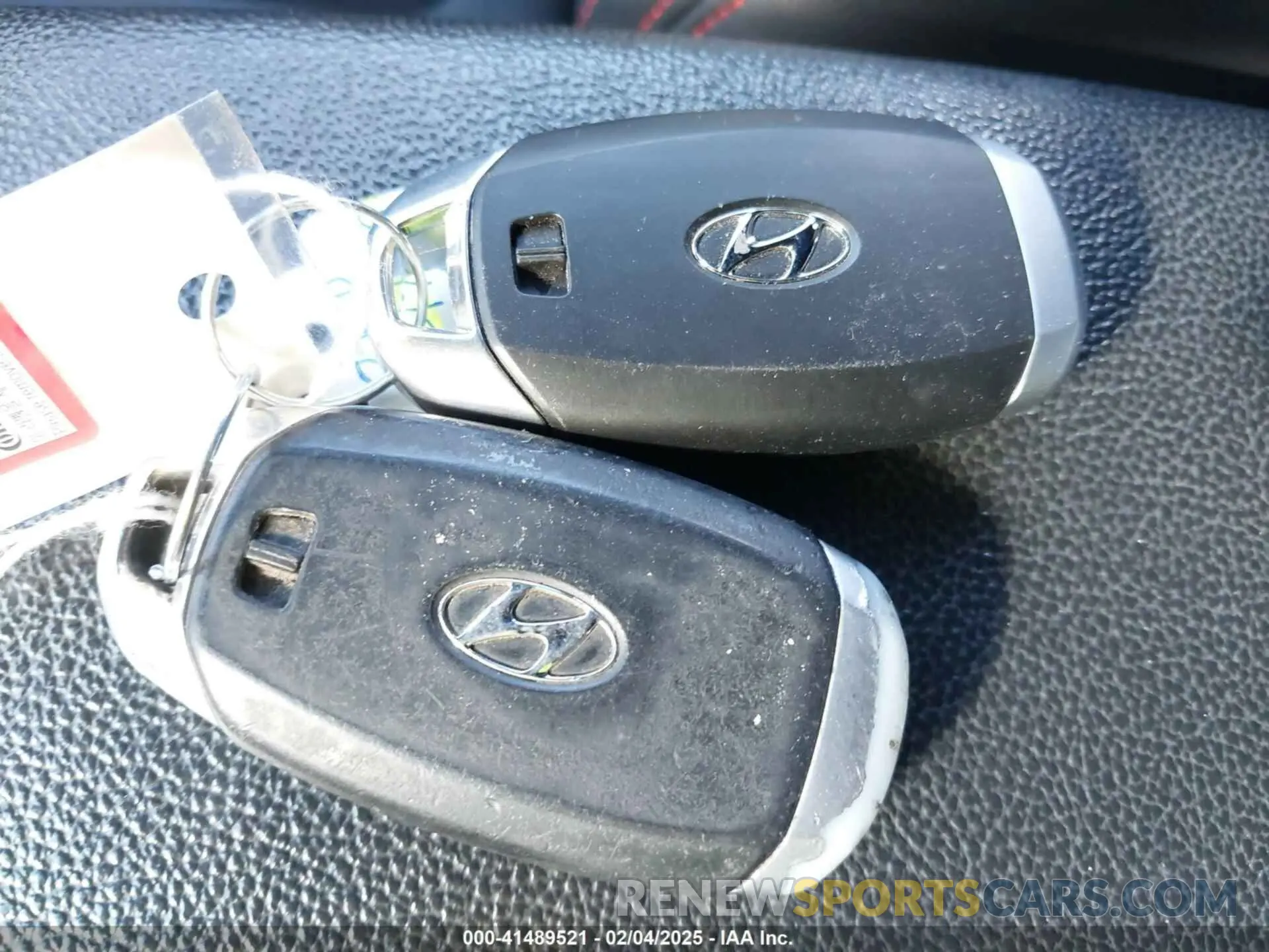 11 fotografías del automóvil dañado KMHTG6AF9KU005011 HYUNDAI VELOSTER 2019