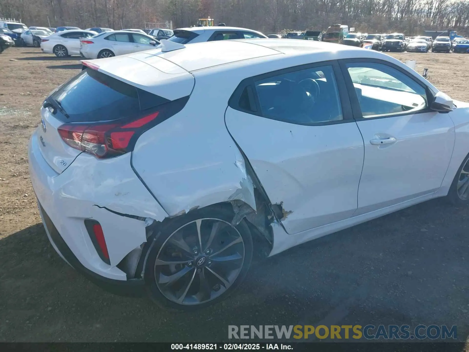 17 fotografías del automóvil dañado KMHTG6AF9KU005011 HYUNDAI VELOSTER 2019