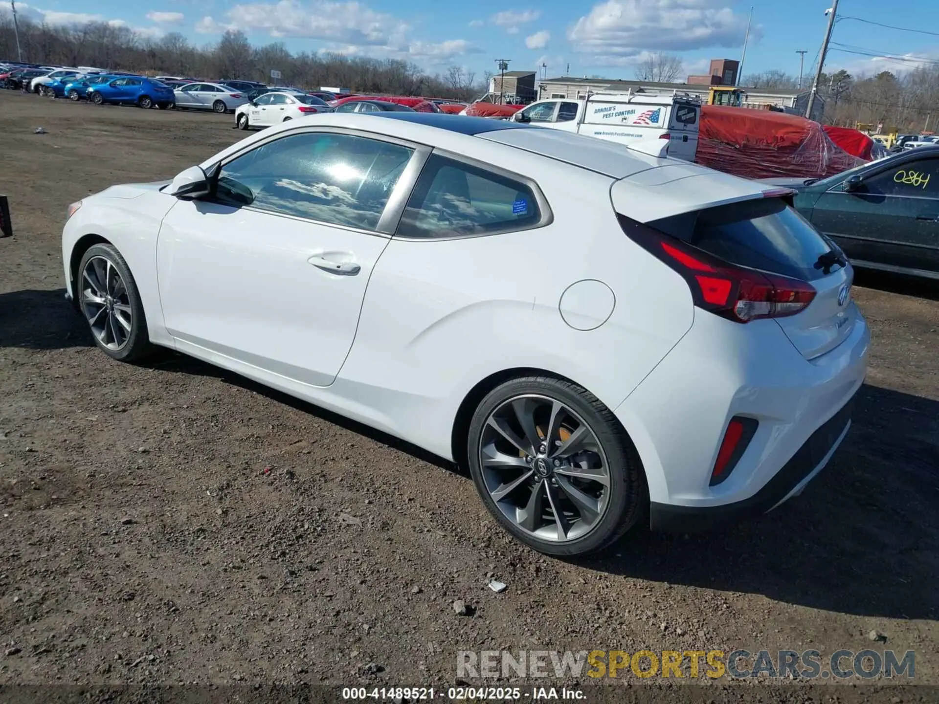 3 fotografías del automóvil dañado KMHTG6AF9KU005011 HYUNDAI VELOSTER 2019