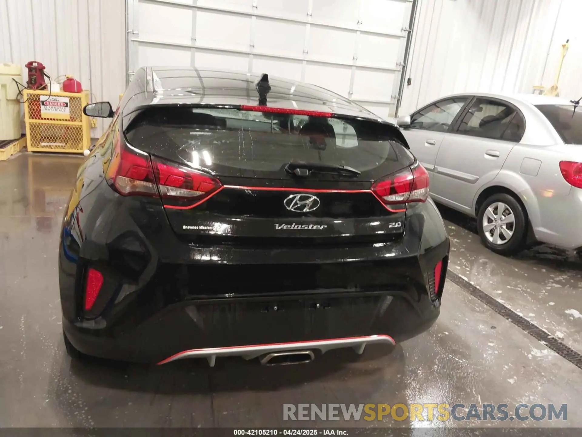 16 fotografías del automóvil dañado KMHTG6AFXKU011920 HYUNDAI VELOSTER 2019