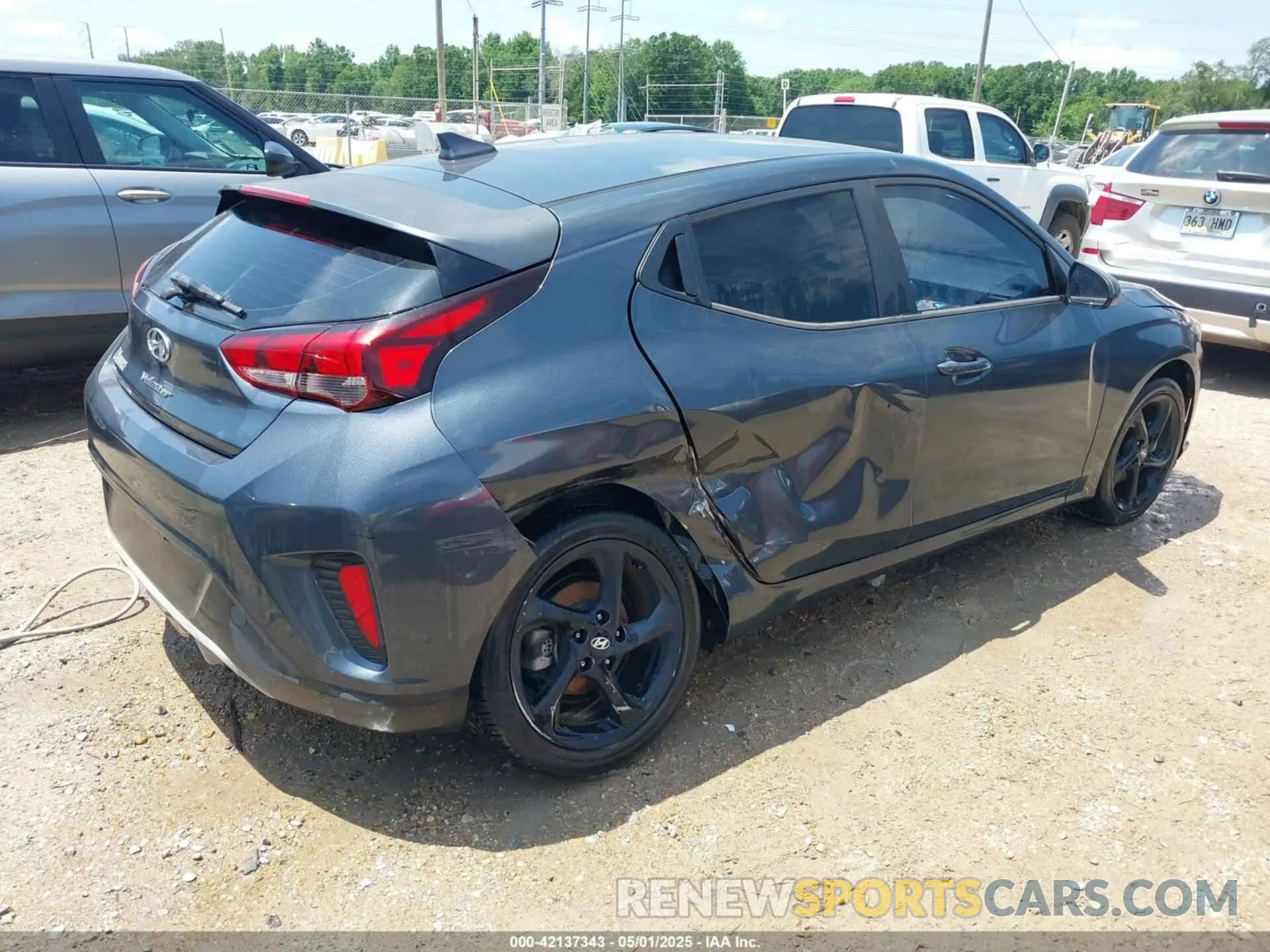 4 fotografías del automóvil dañado KMHTG6AFXKU016745 HYUNDAI VELOSTER 2019